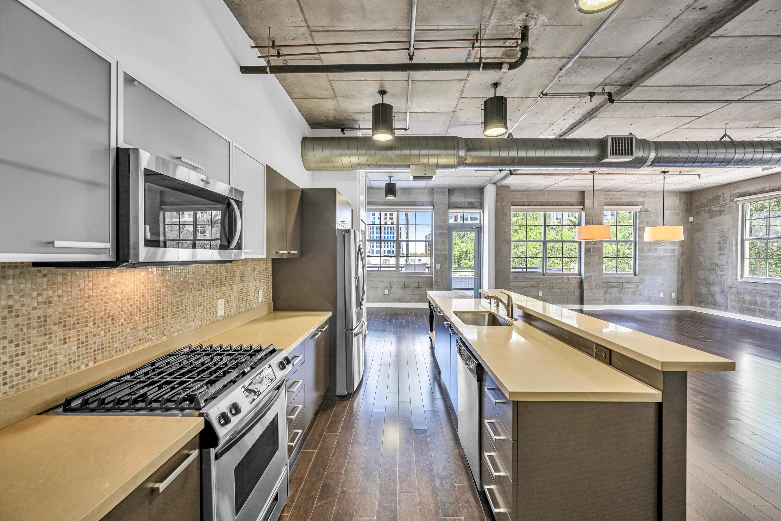 411 NW 1st Avenue 202