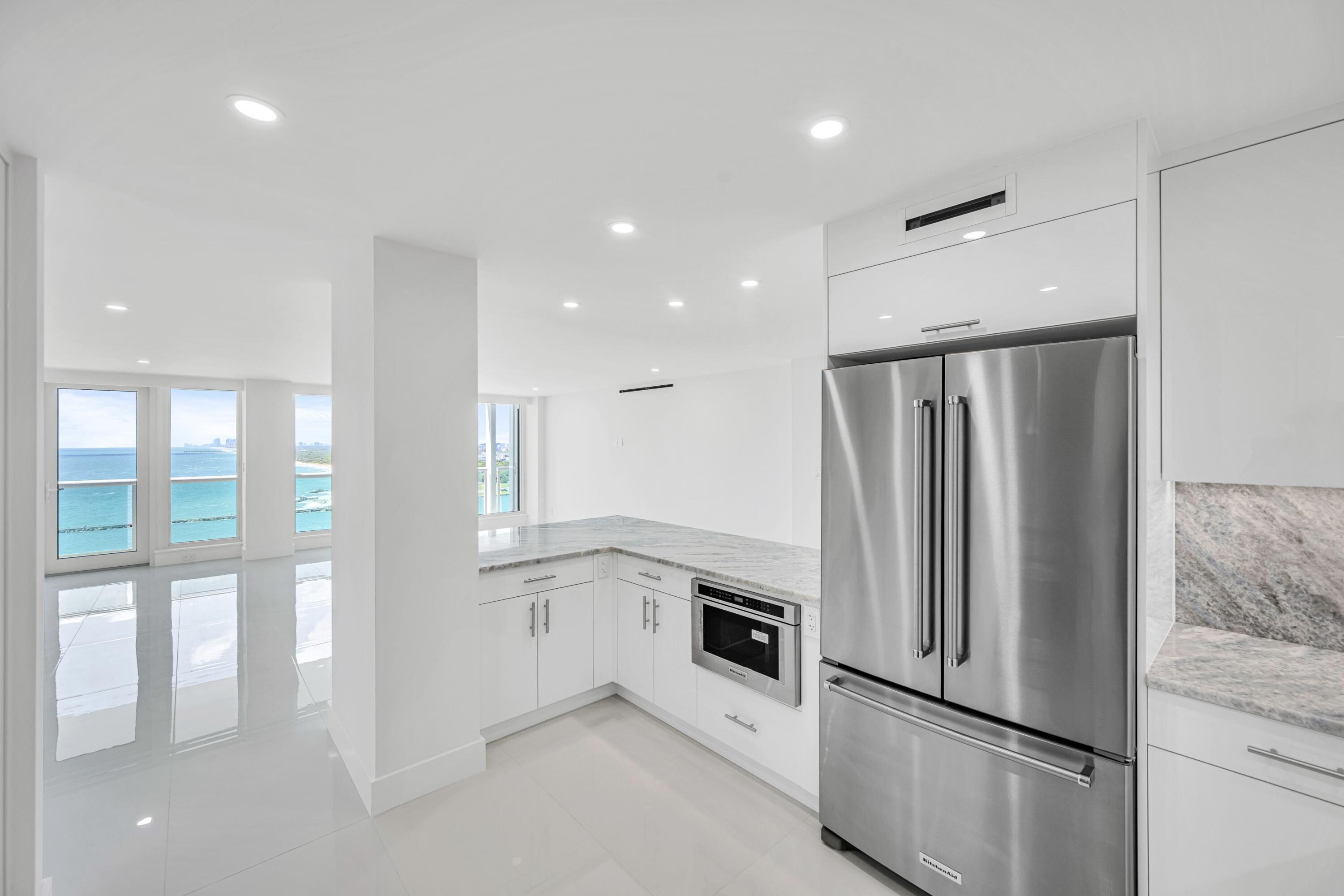 2100 S Ocean Lane 1608