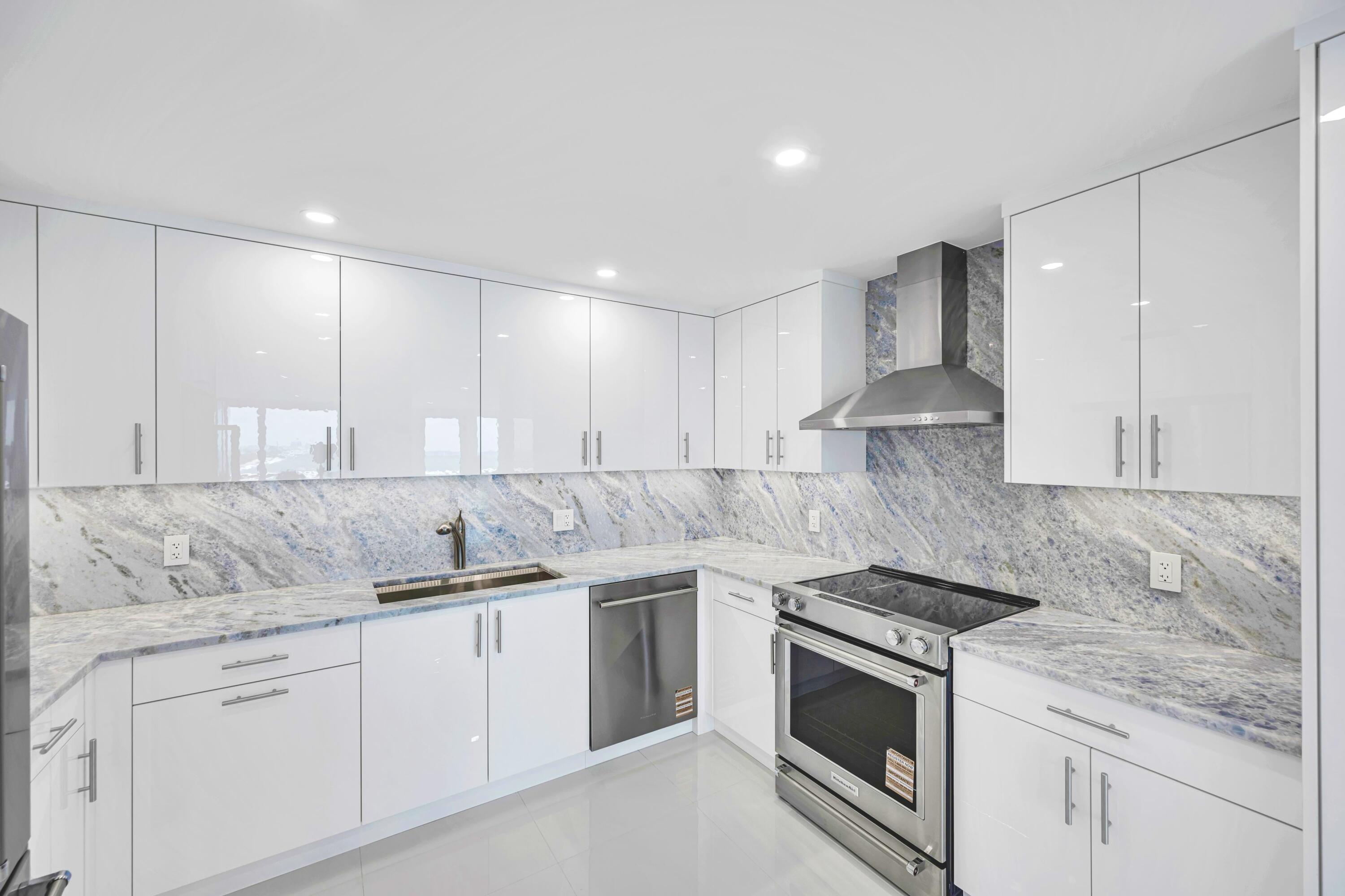 2100 S Ocean Lane 1608