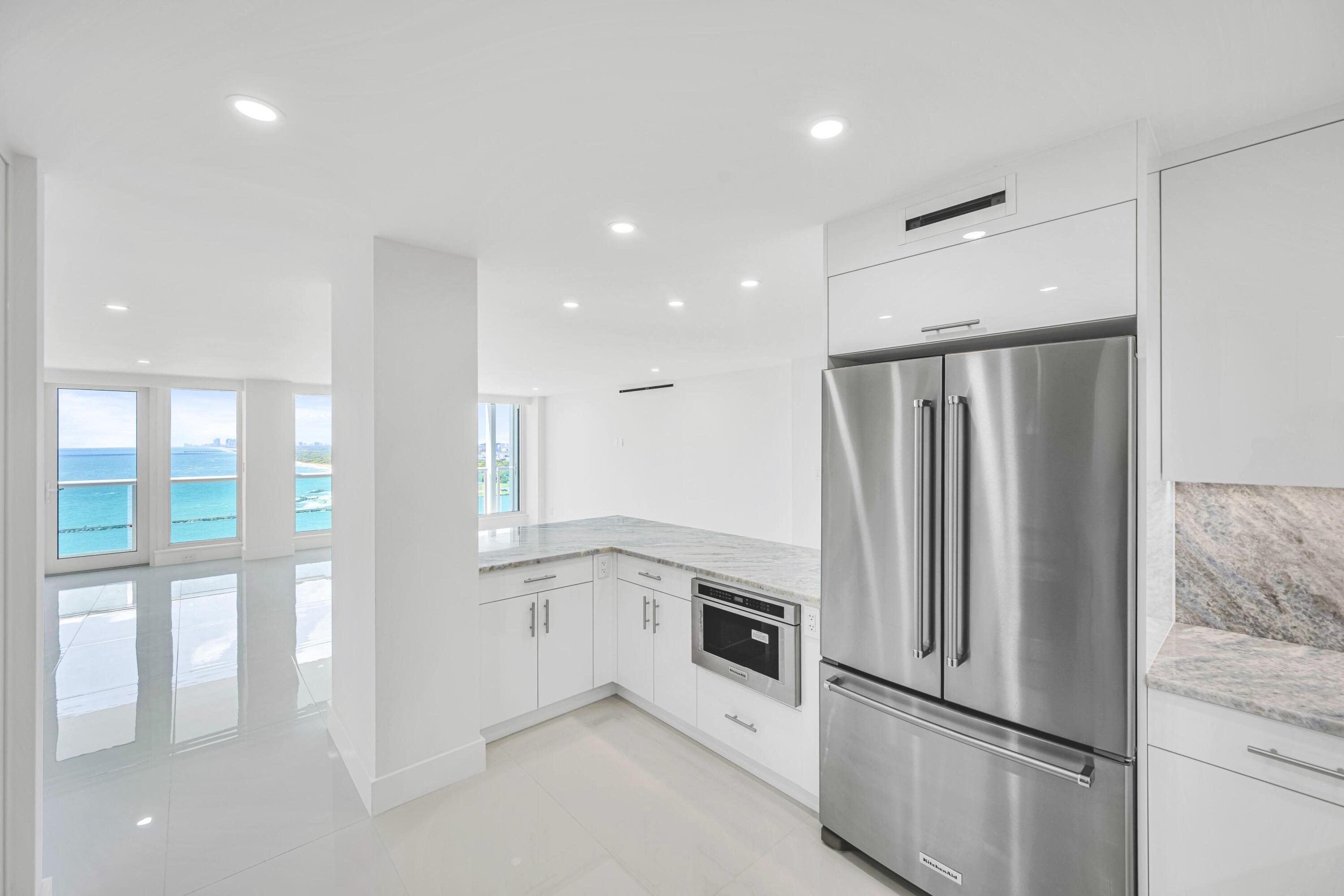 2100 S Ocean Lane 1608