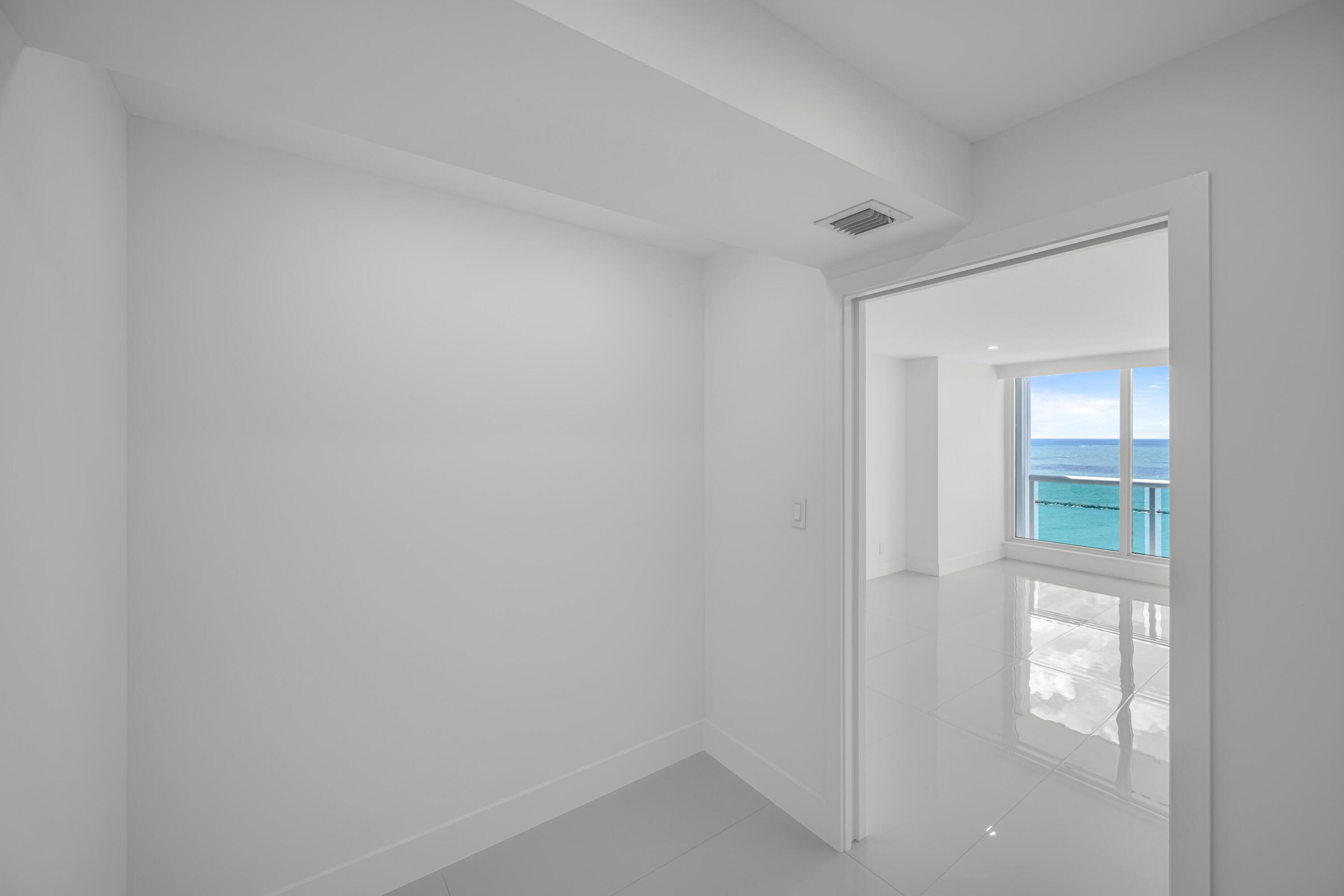 2100 S Ocean Lane 1608