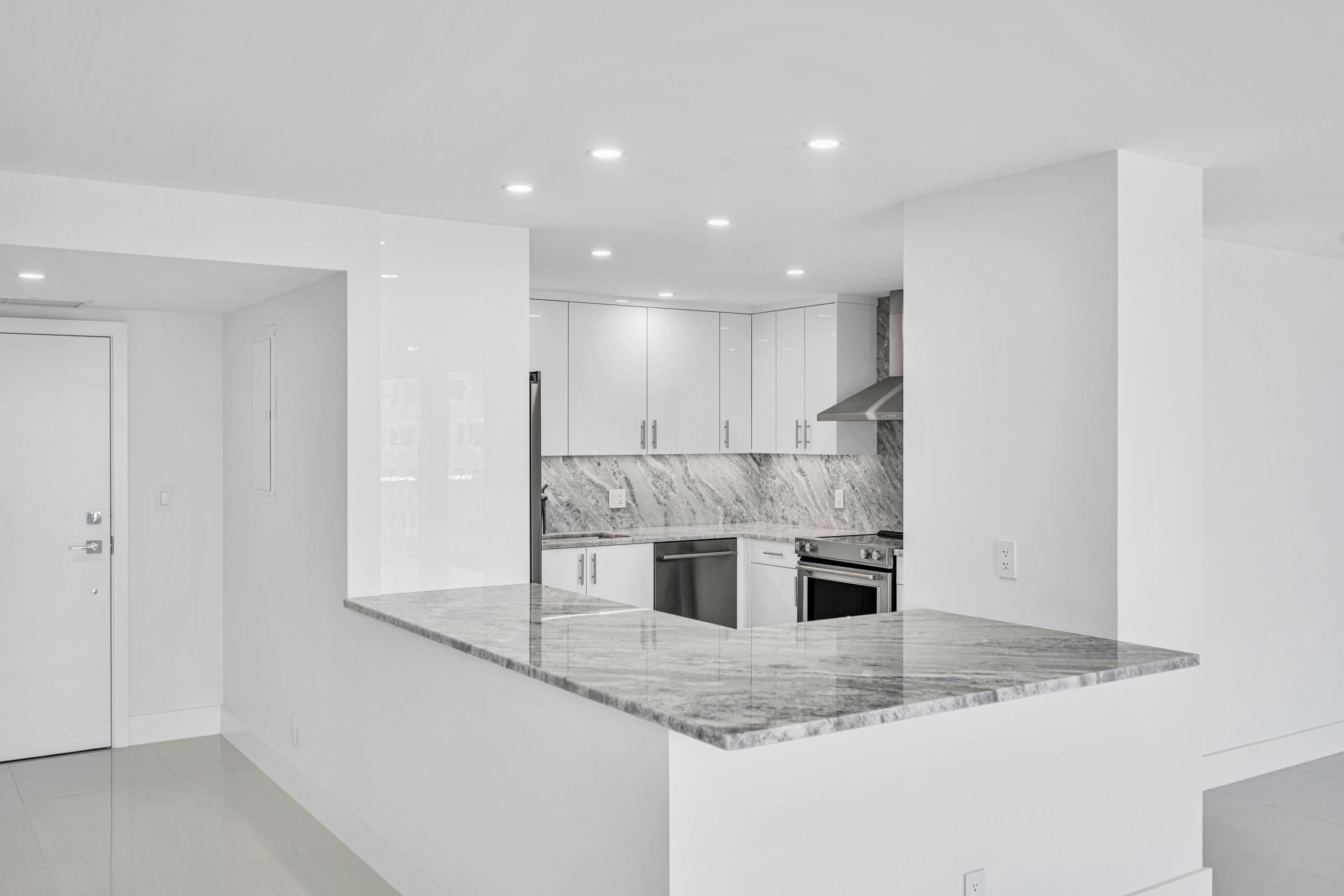 2100 S Ocean Lane 1608