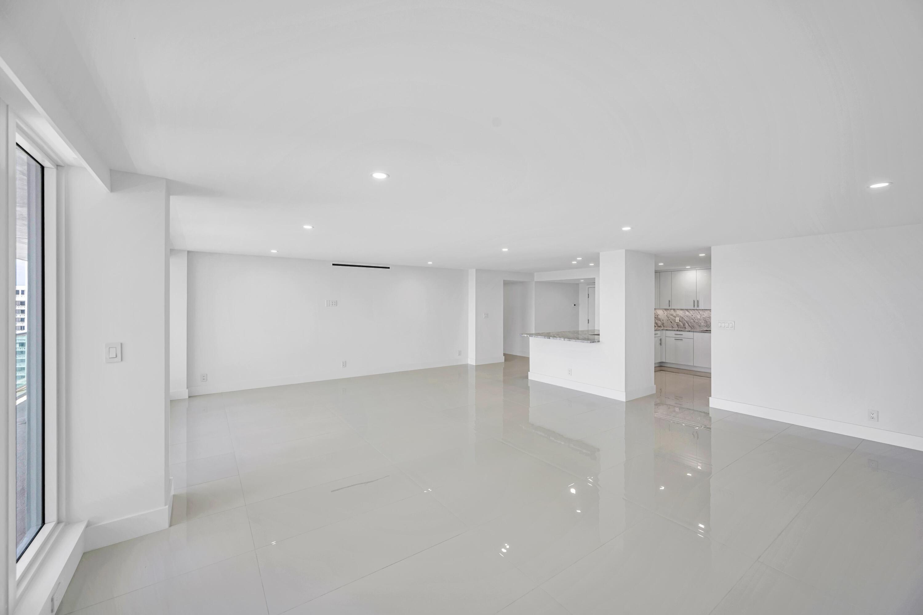 2100 S Ocean Lane 1608