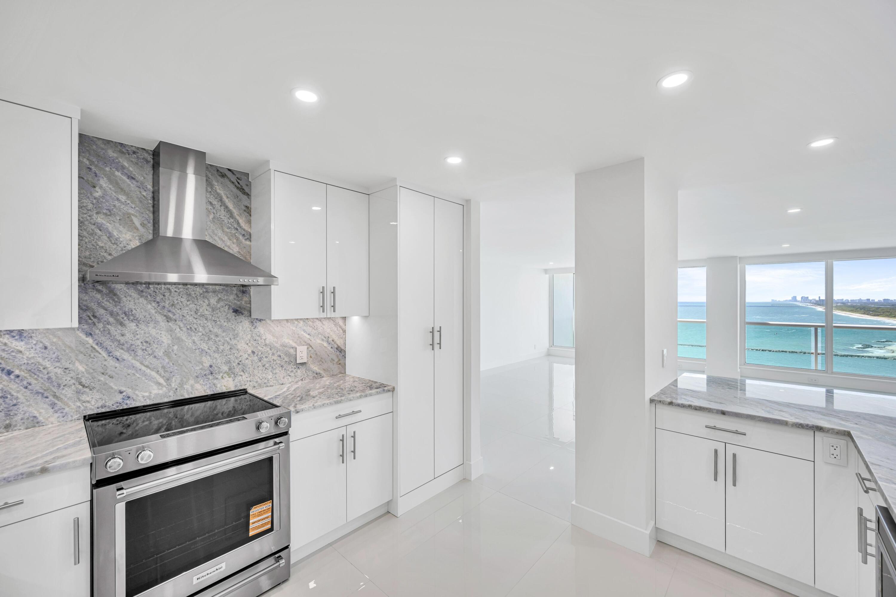 2100 S Ocean Lane 1608