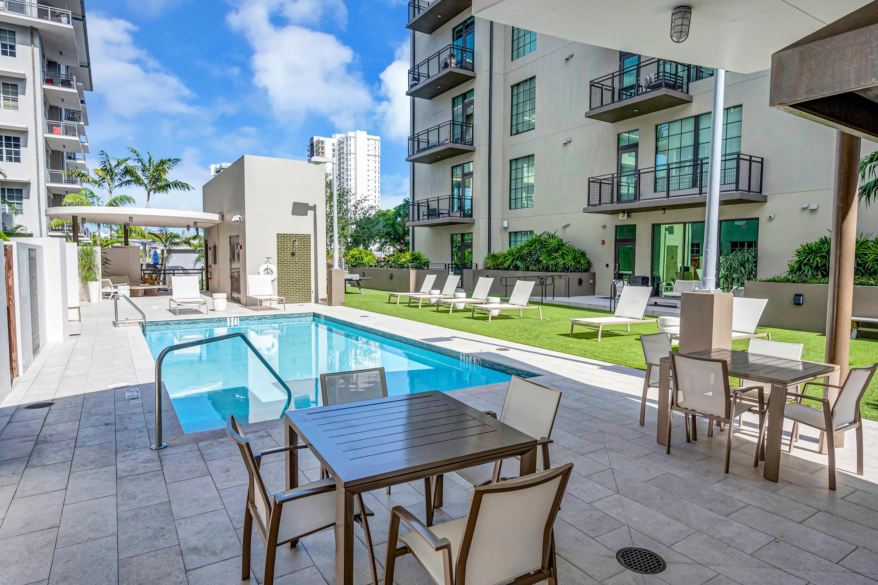 411 NW 1st Avenue NW 601