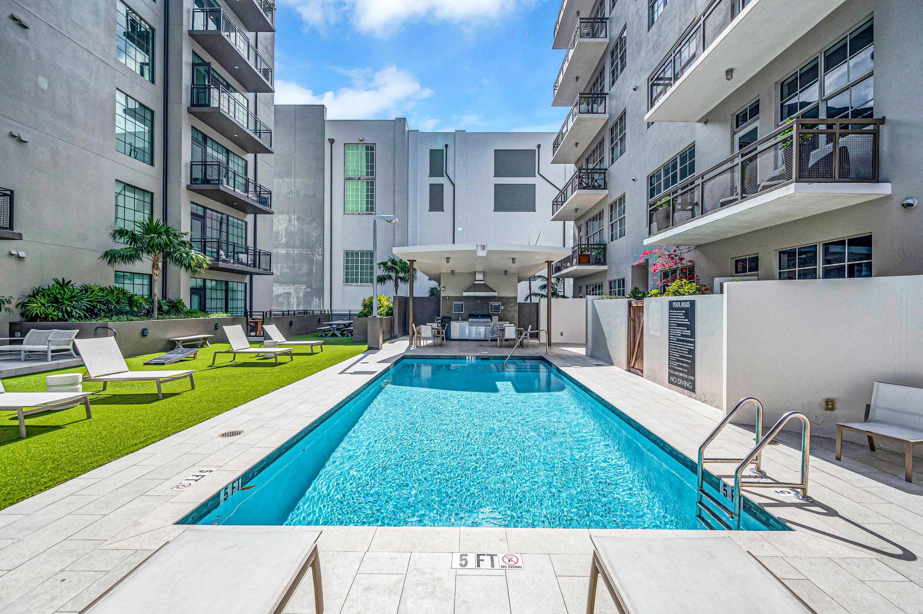 411 NW 1st Avenue NW 601