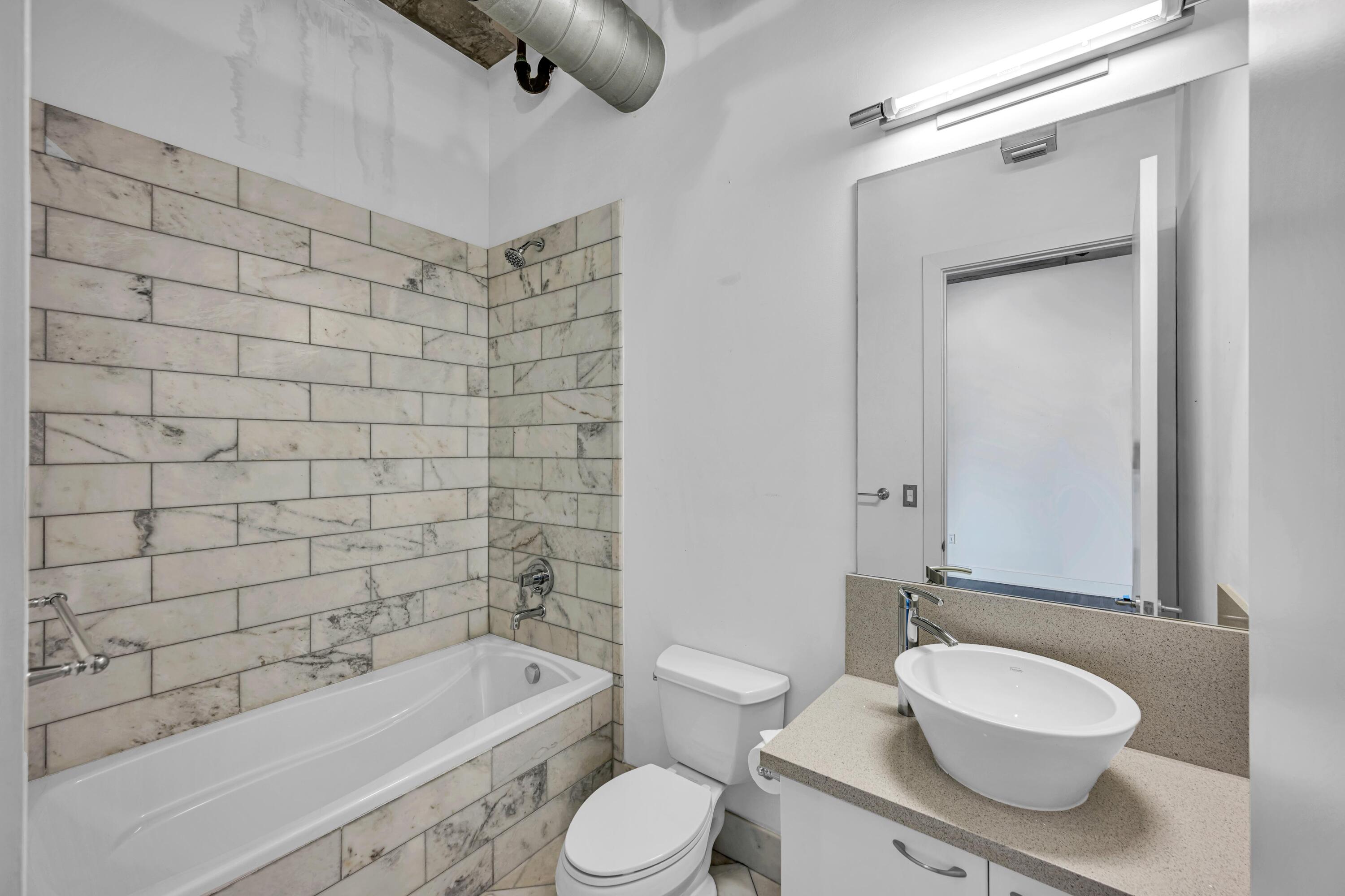 411 NW 1st Avenue NW 601