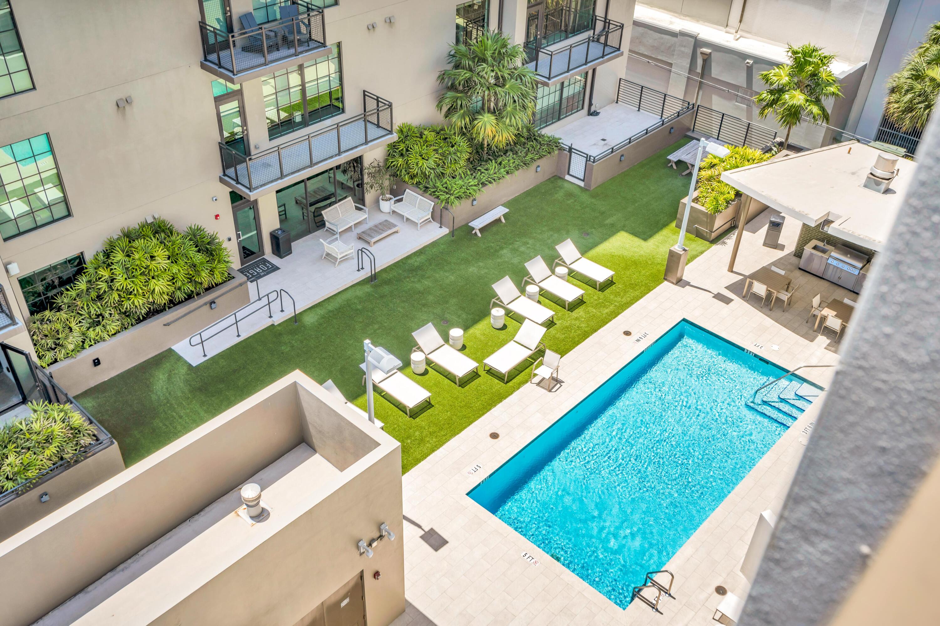 411 NW 1st Avenue NW 601