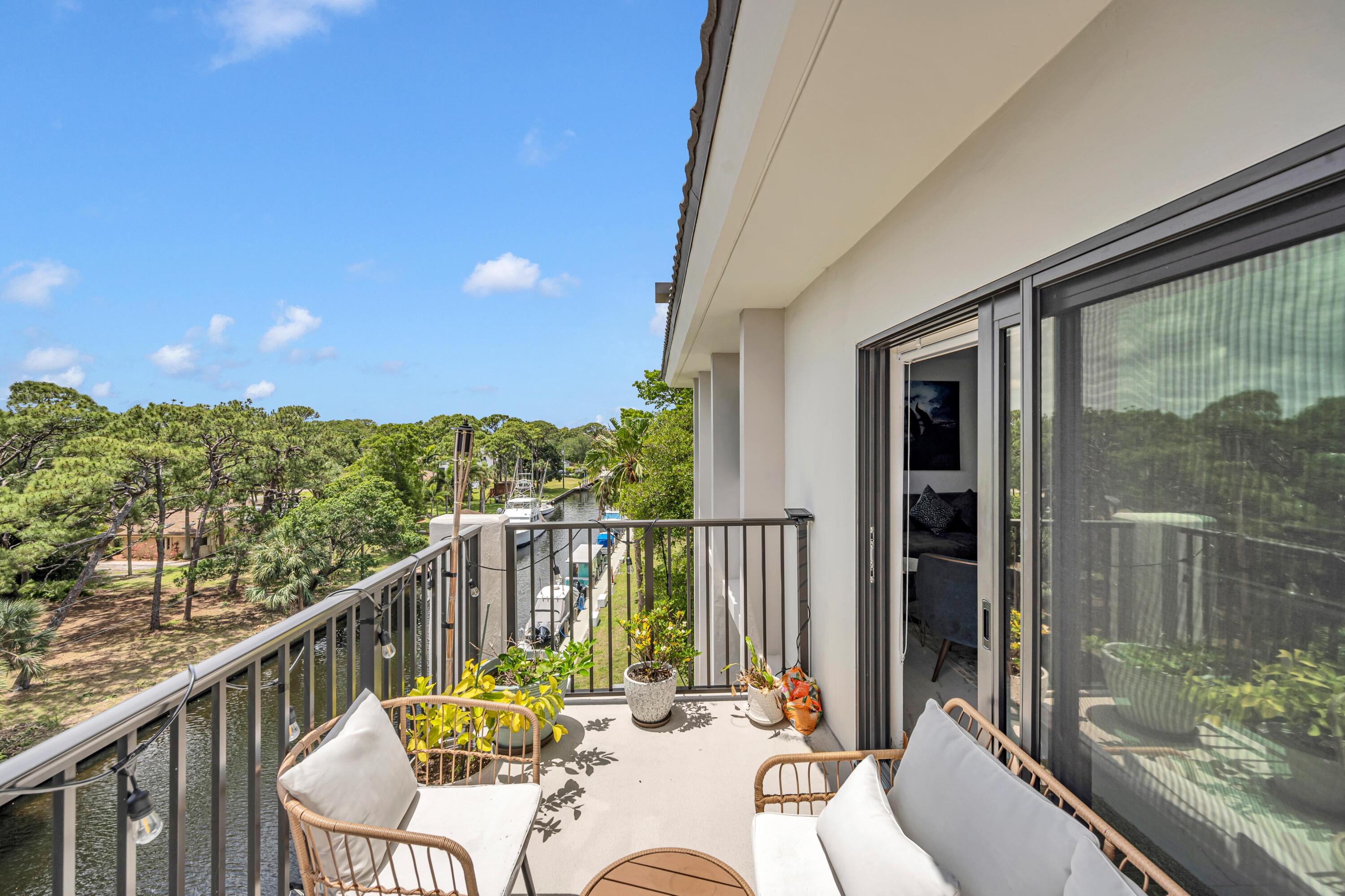 1000 River Reach Drive 505