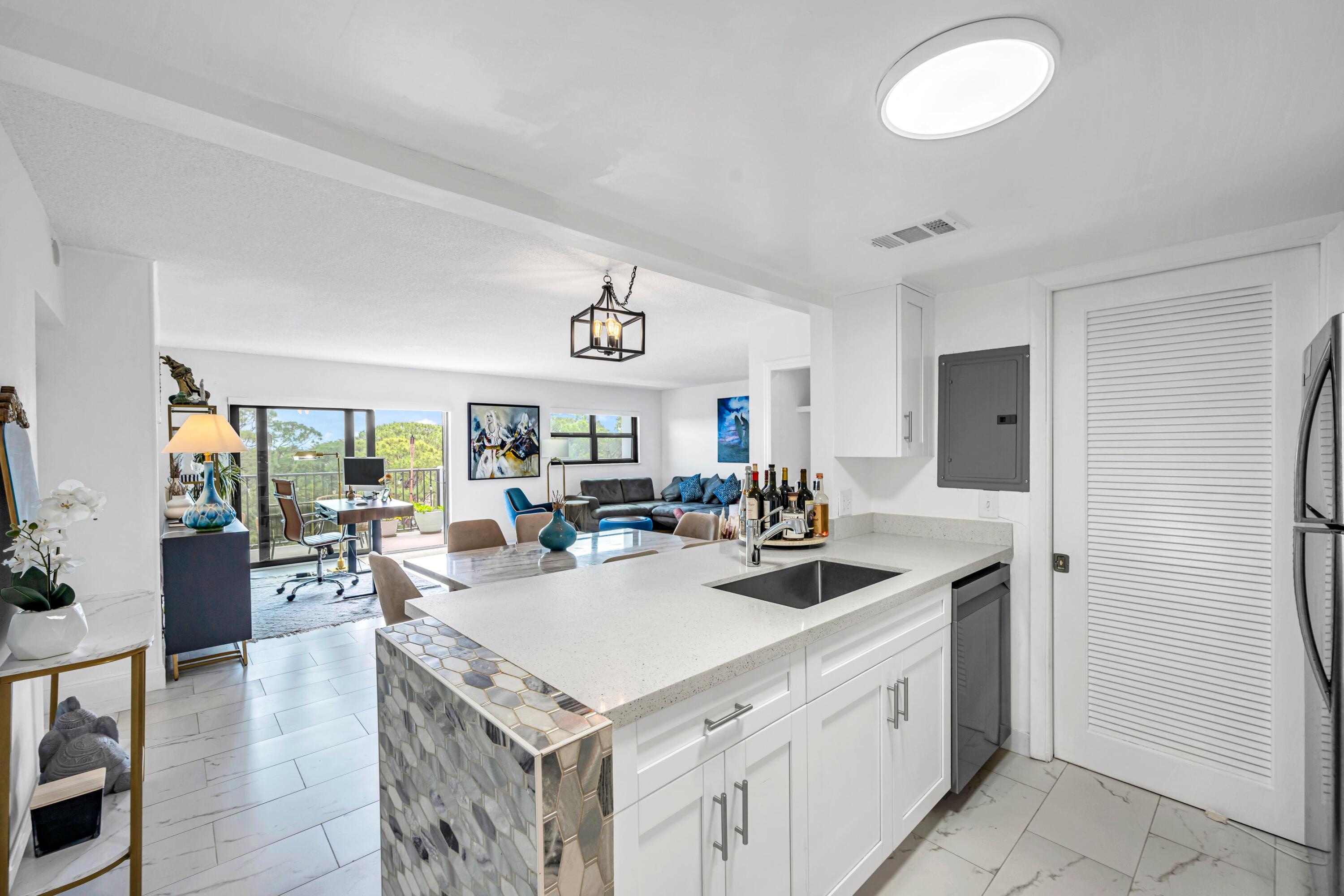 1000 River Reach Drive 505
