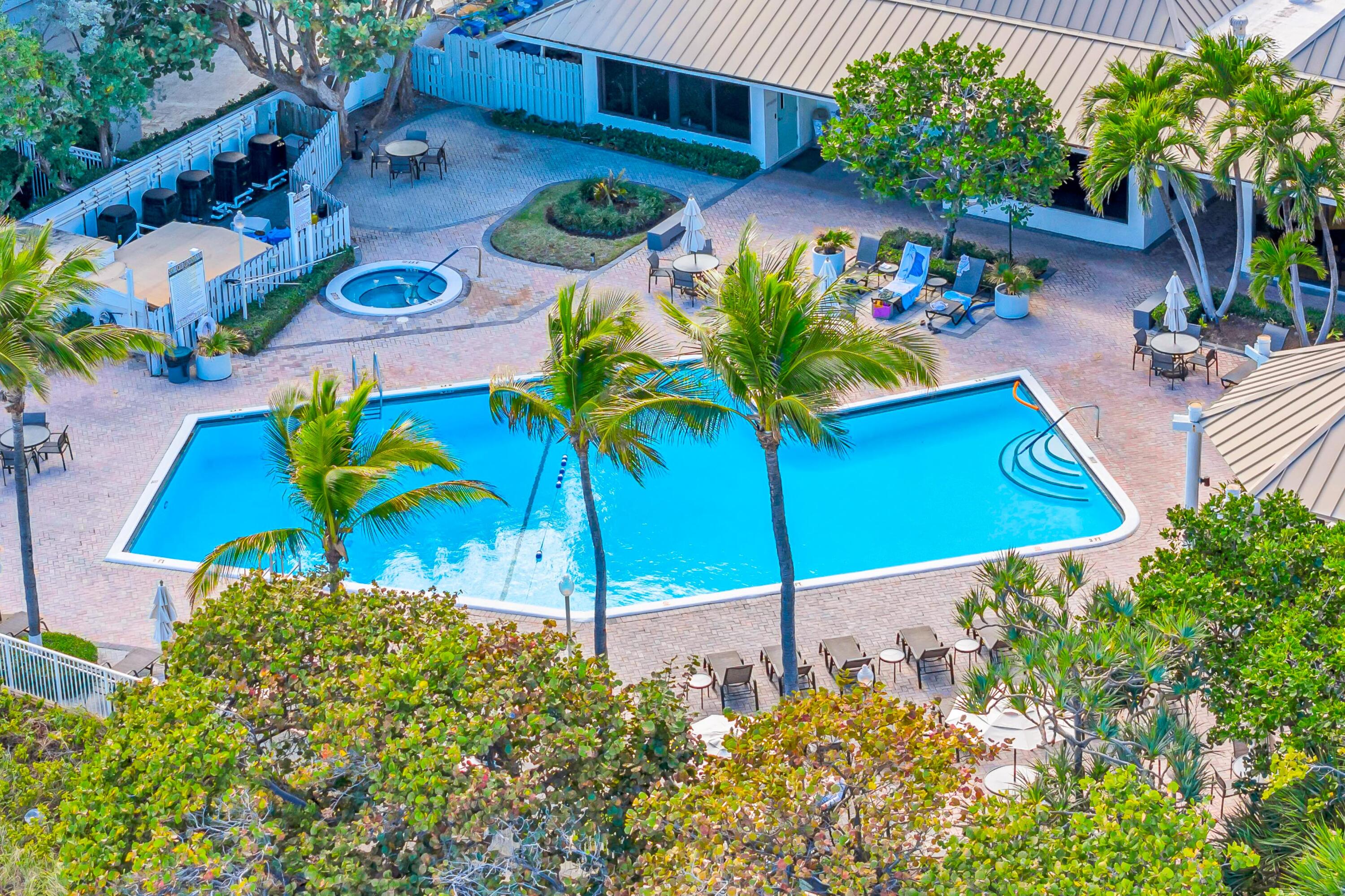 1901 N Ocean Boulevard 16a
