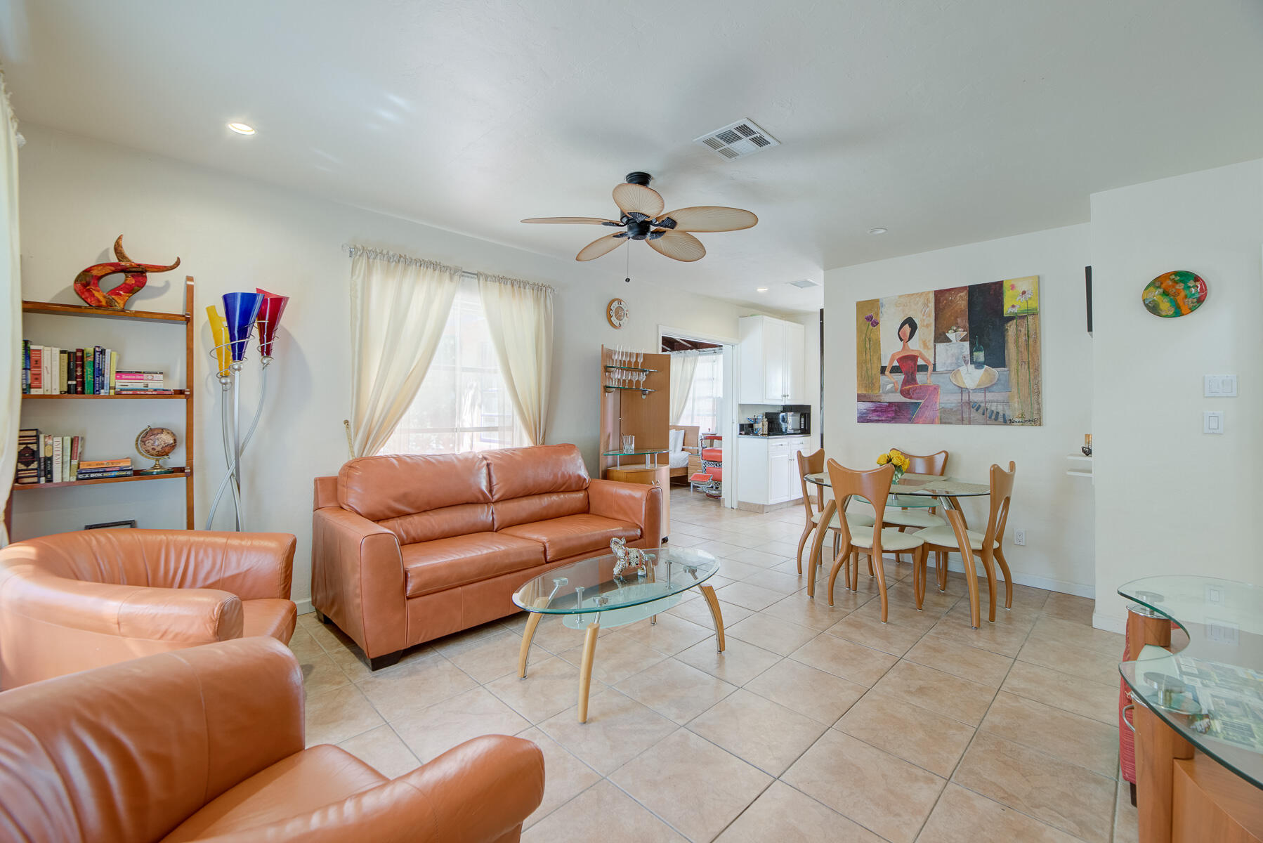 1136 NE 17th Way