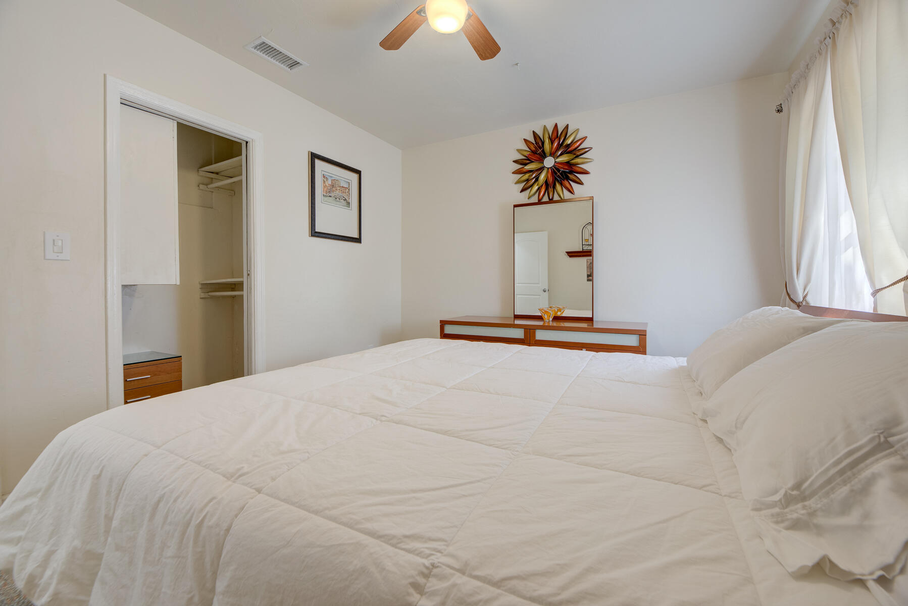 1136 NE 17th Way