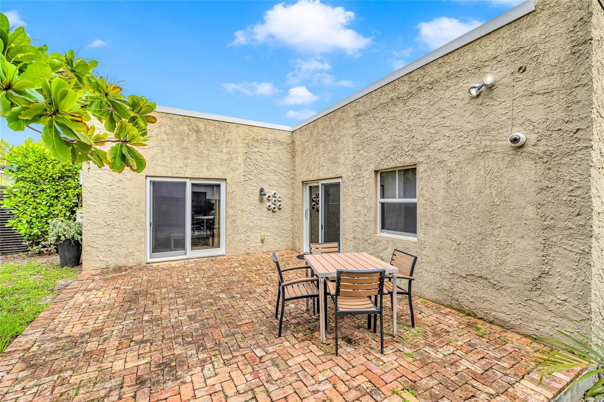 11 SE 13th Street