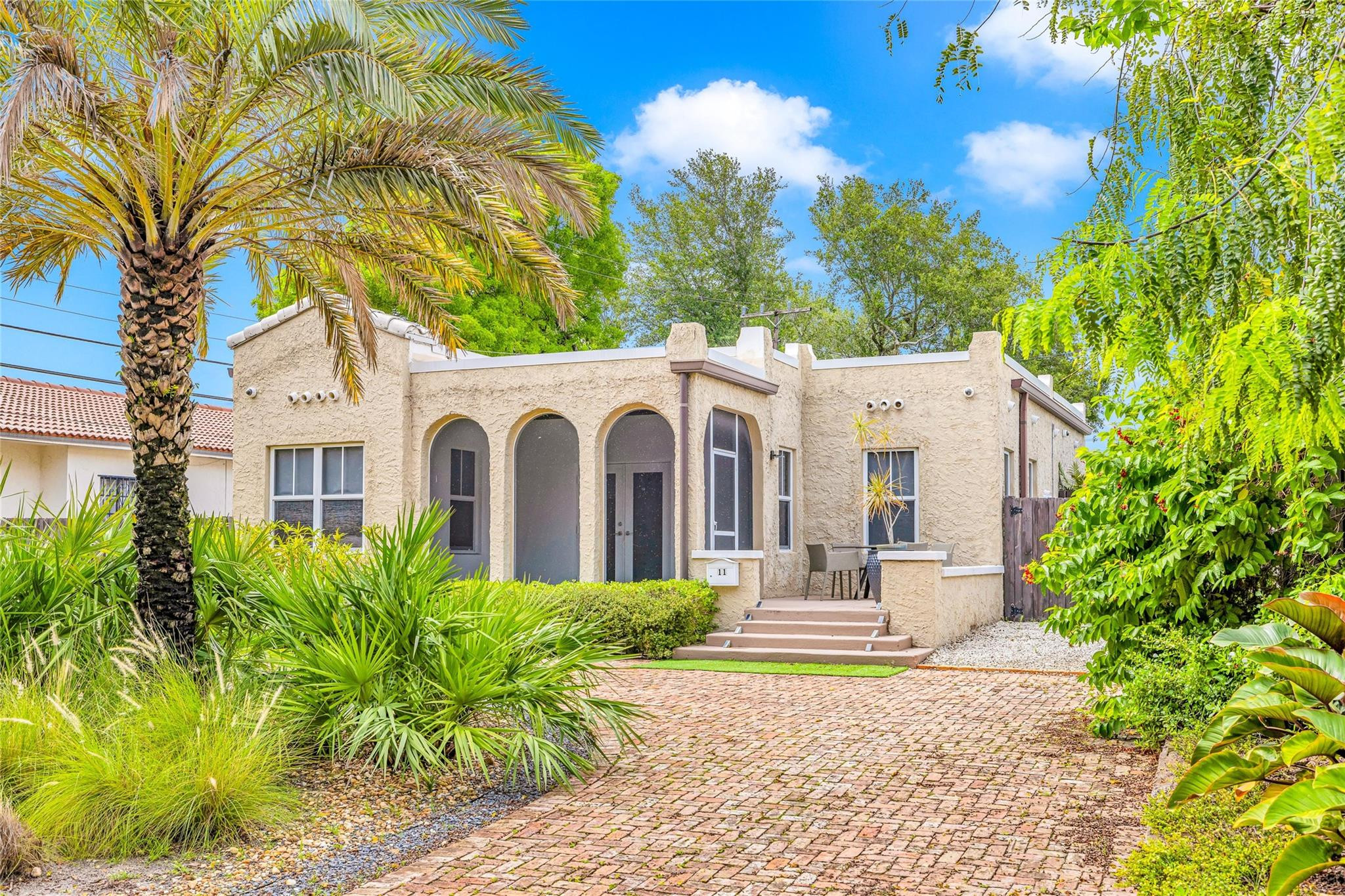 11 SE 13th Street