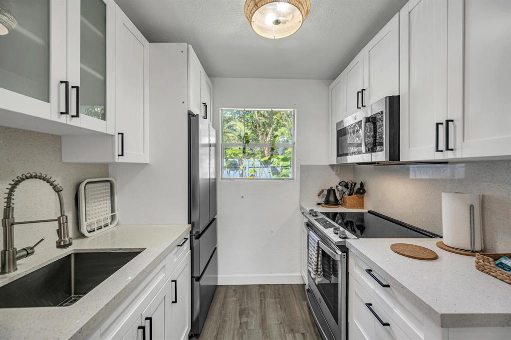 312 SW 12th Avenue