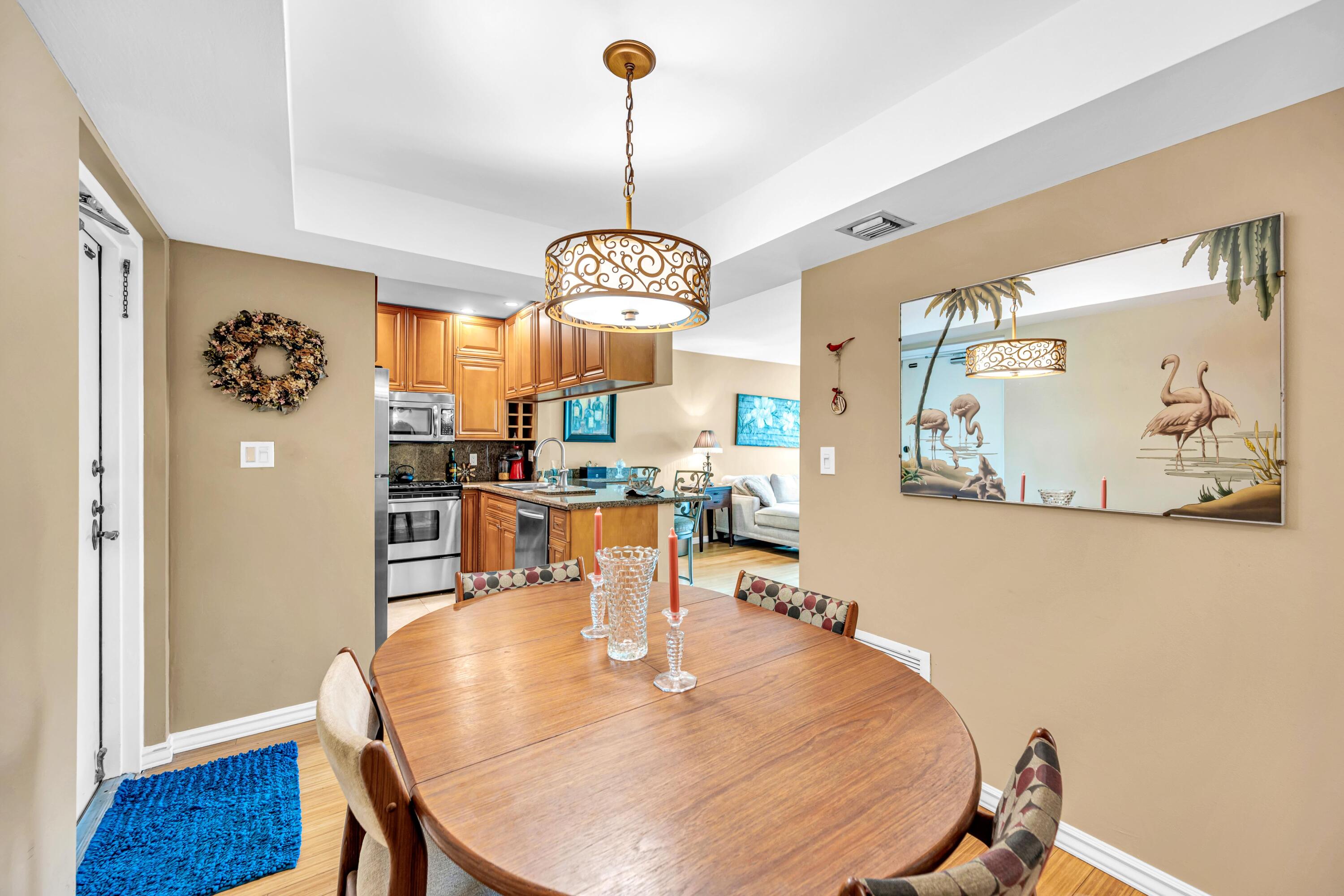 615 NE 12th Avenue