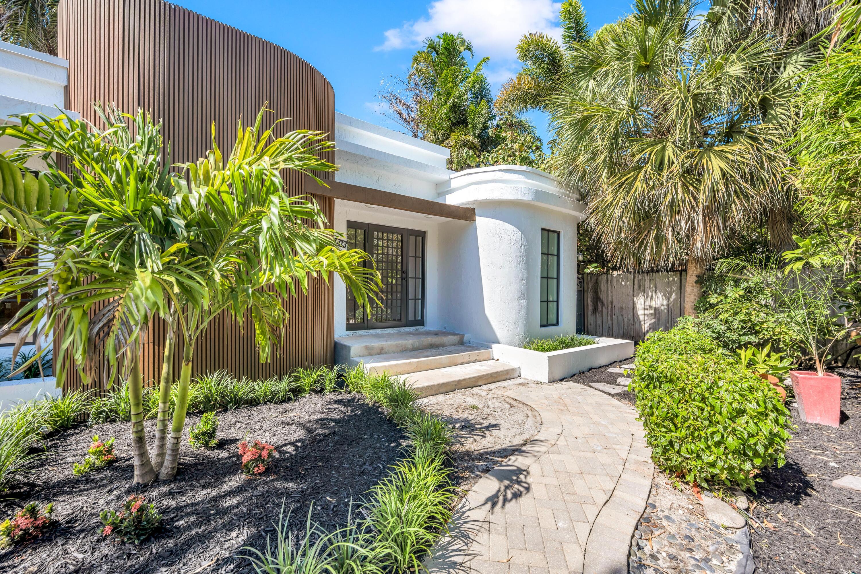 1413 NE 4th Court