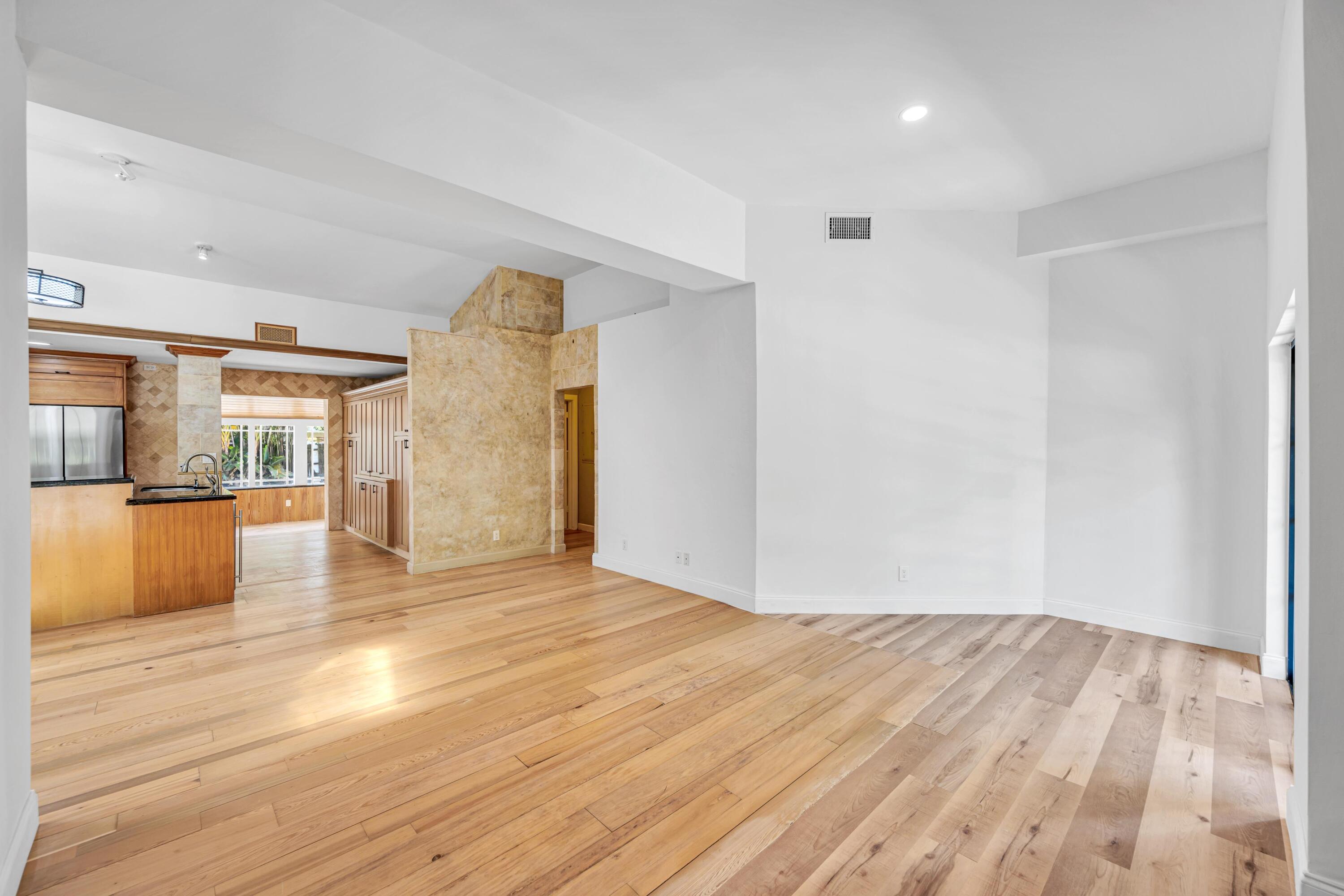 1413 NE 4th Court