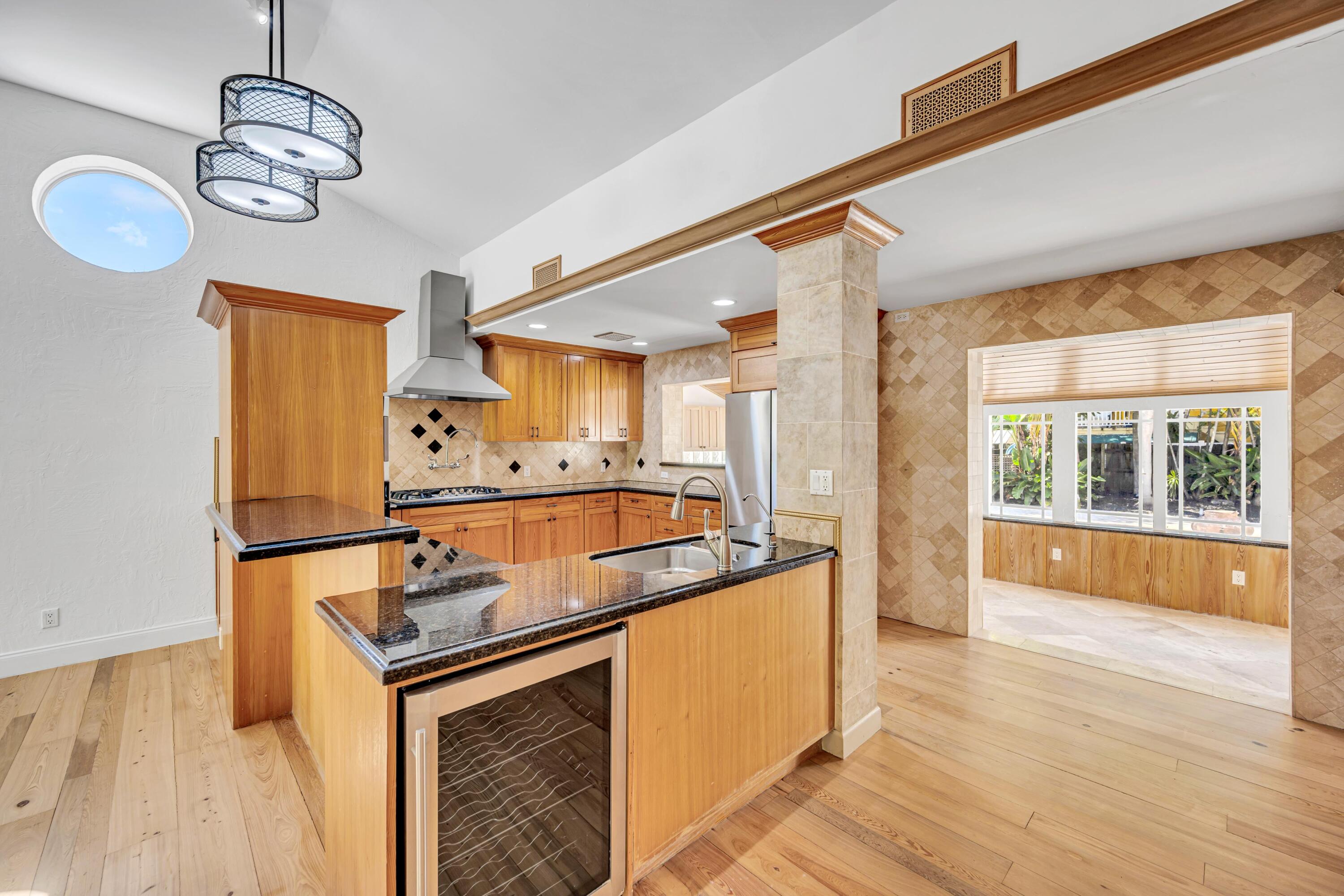 1413 NE 4th Court