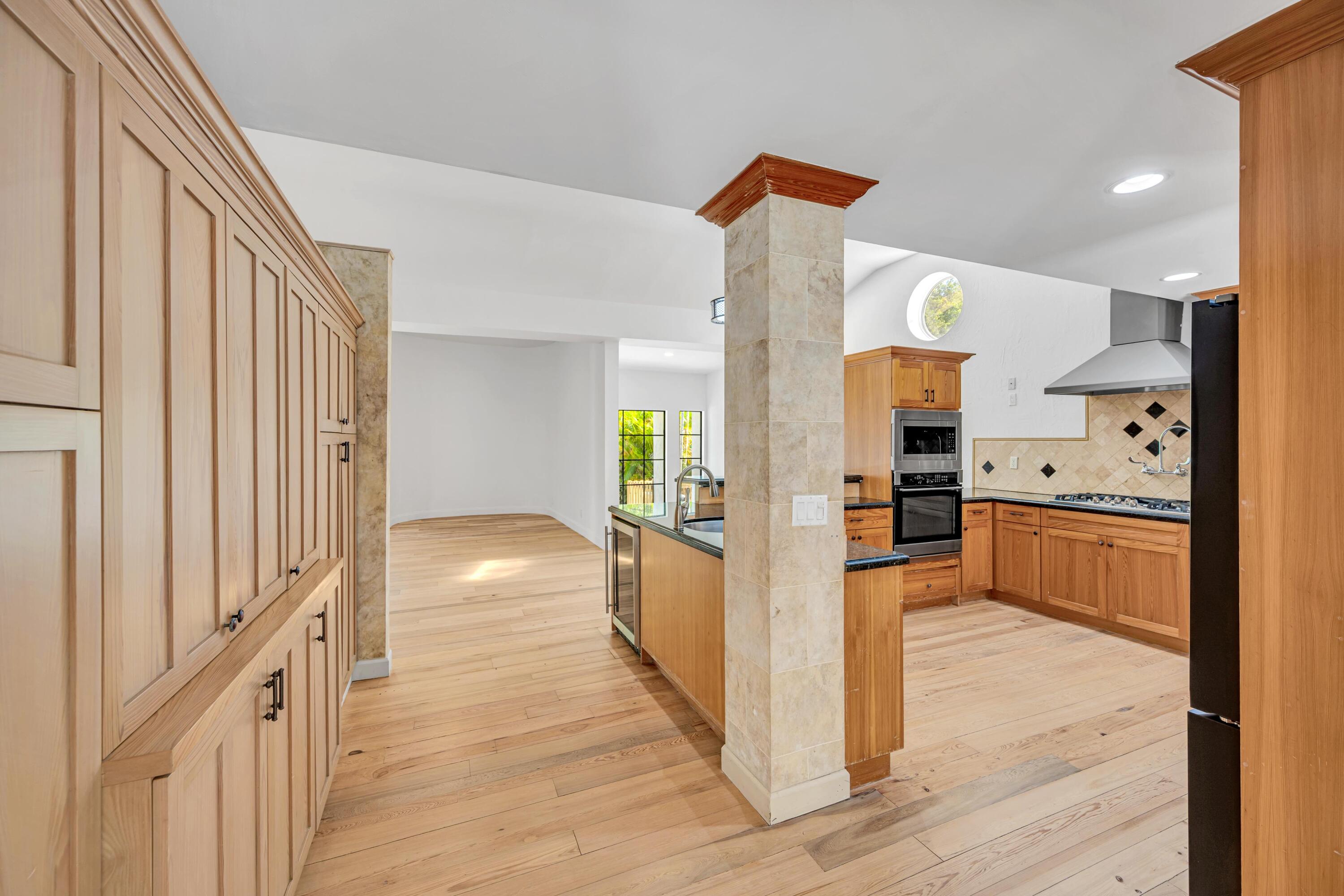 1413 NE 4th Court