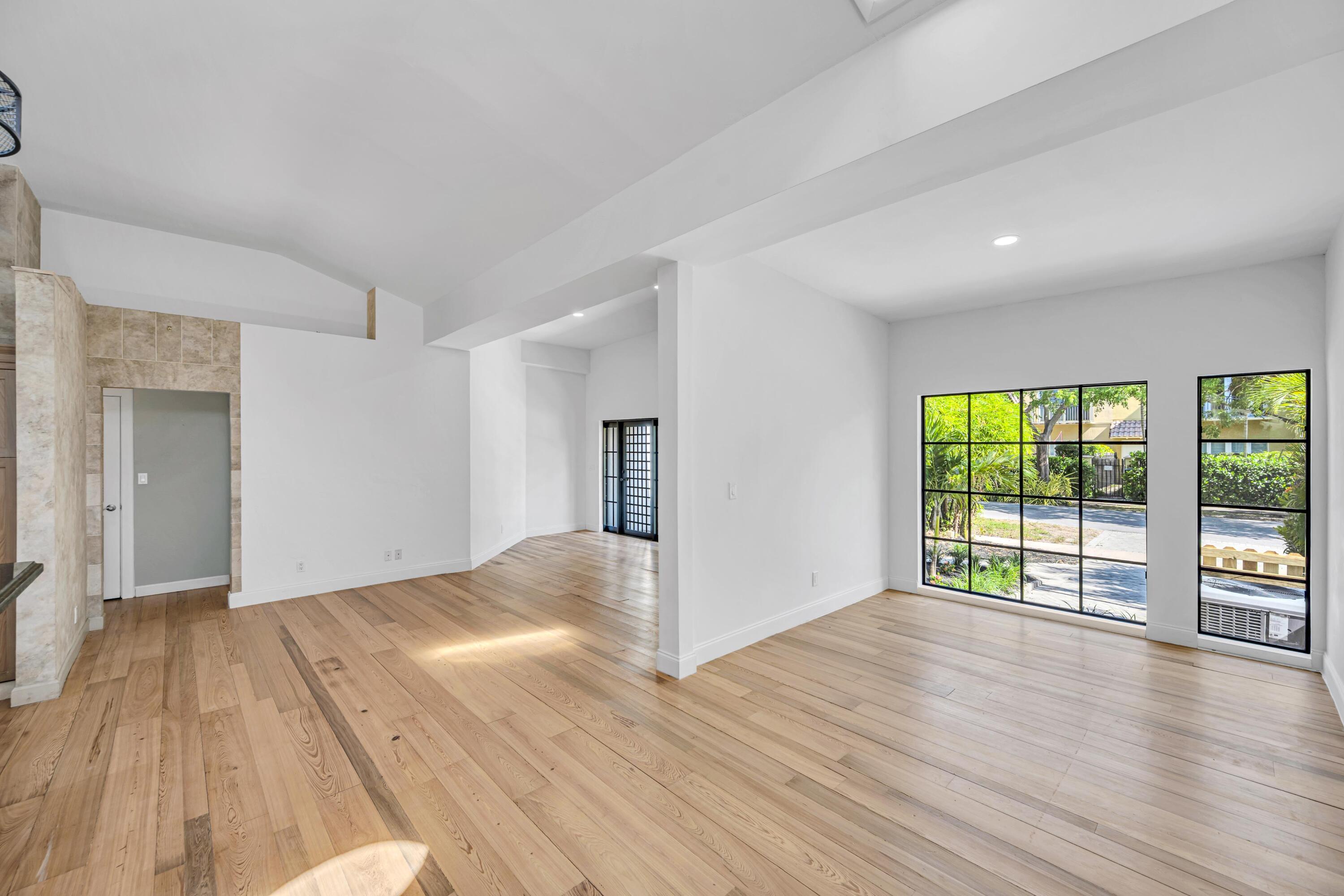 1413 NE 4th Court