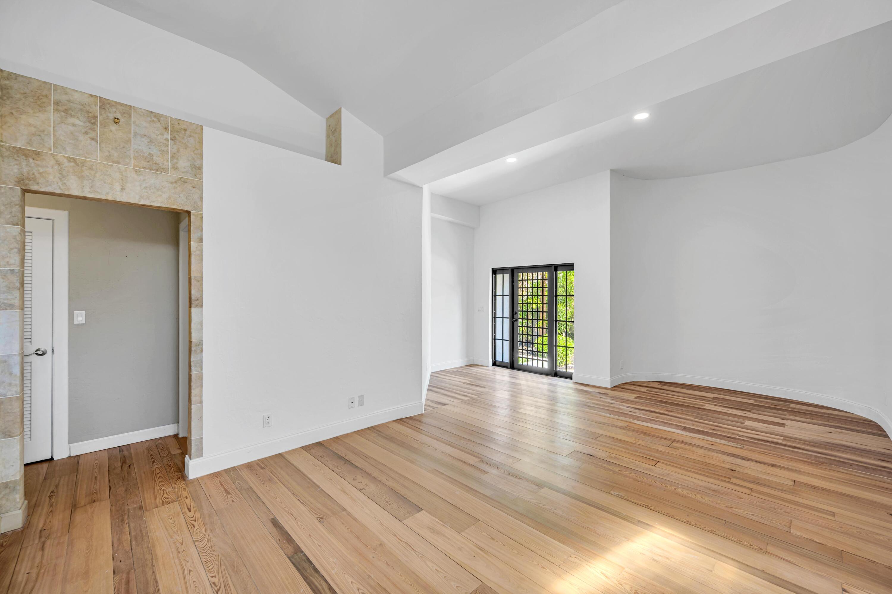 1413 NE 4th Court