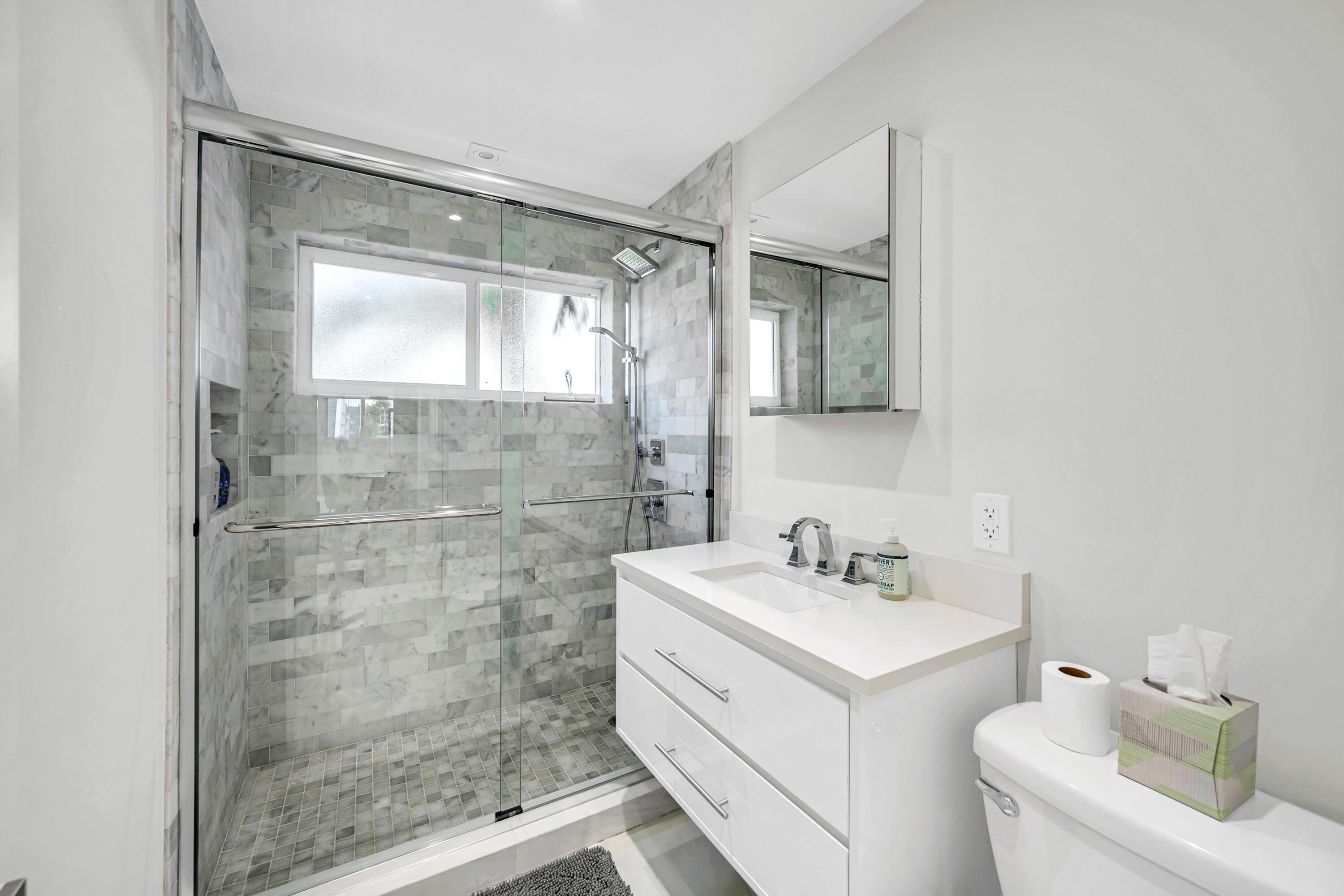 425 Bayshore Drive 15