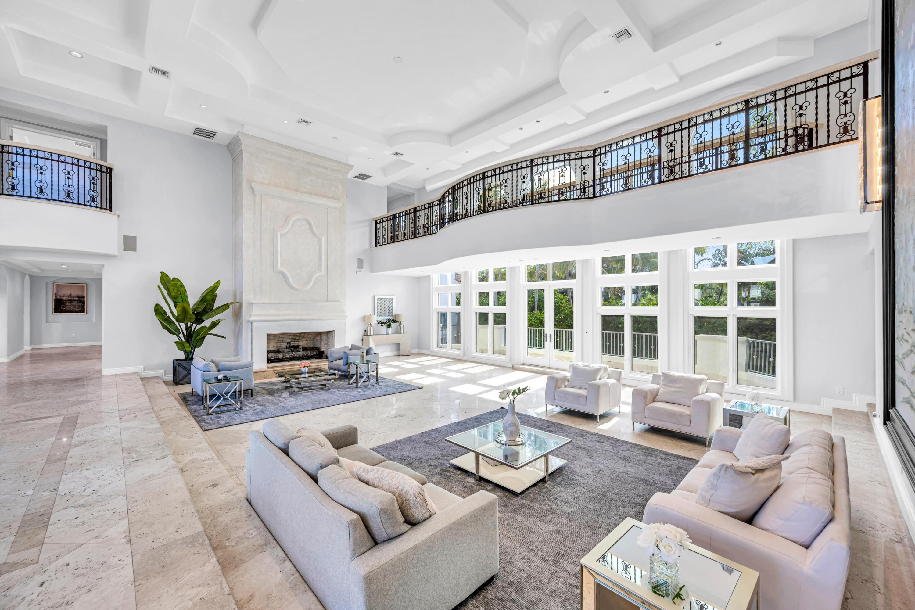 709 Idlewyld Drive