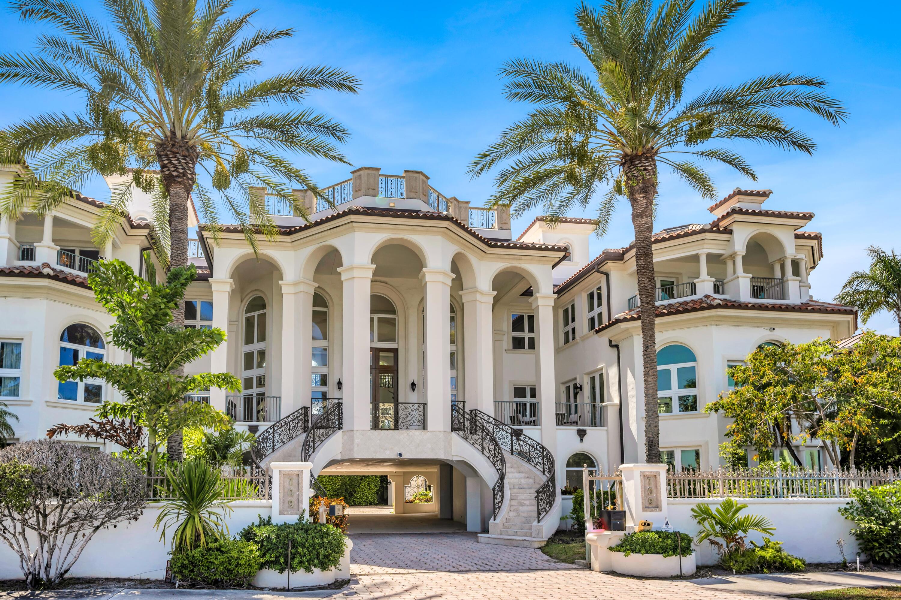 709 Idlewyld Drive