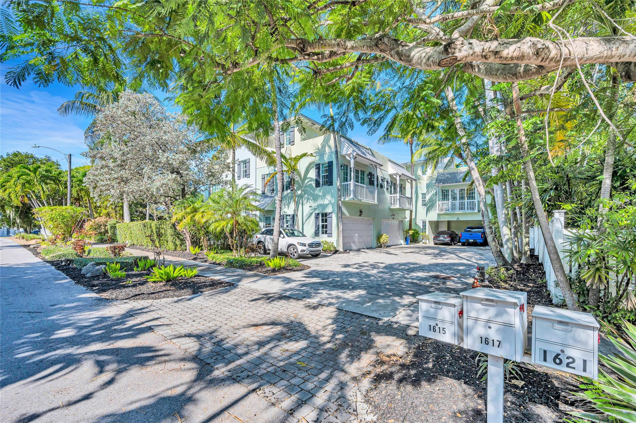 1617 NE 2nd Court