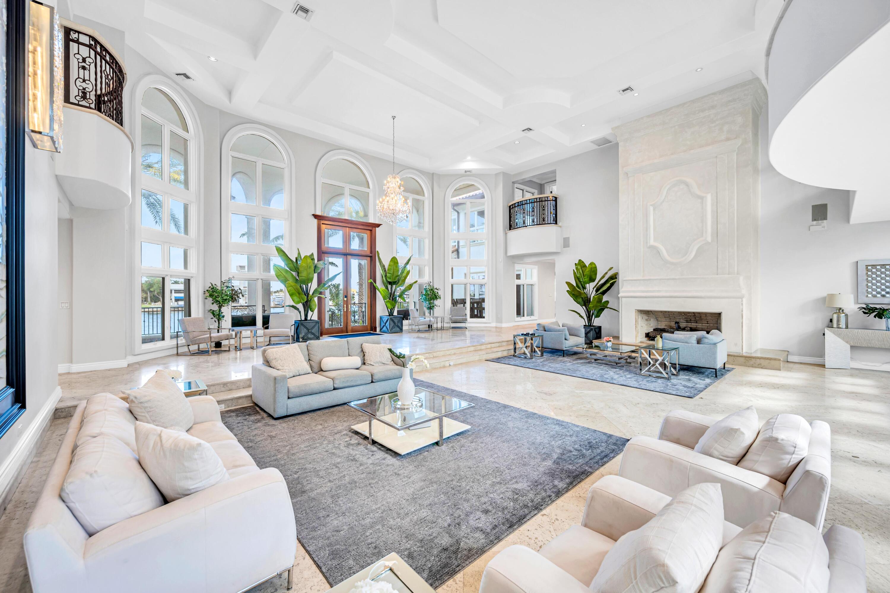 709 Idlewyld Drive
