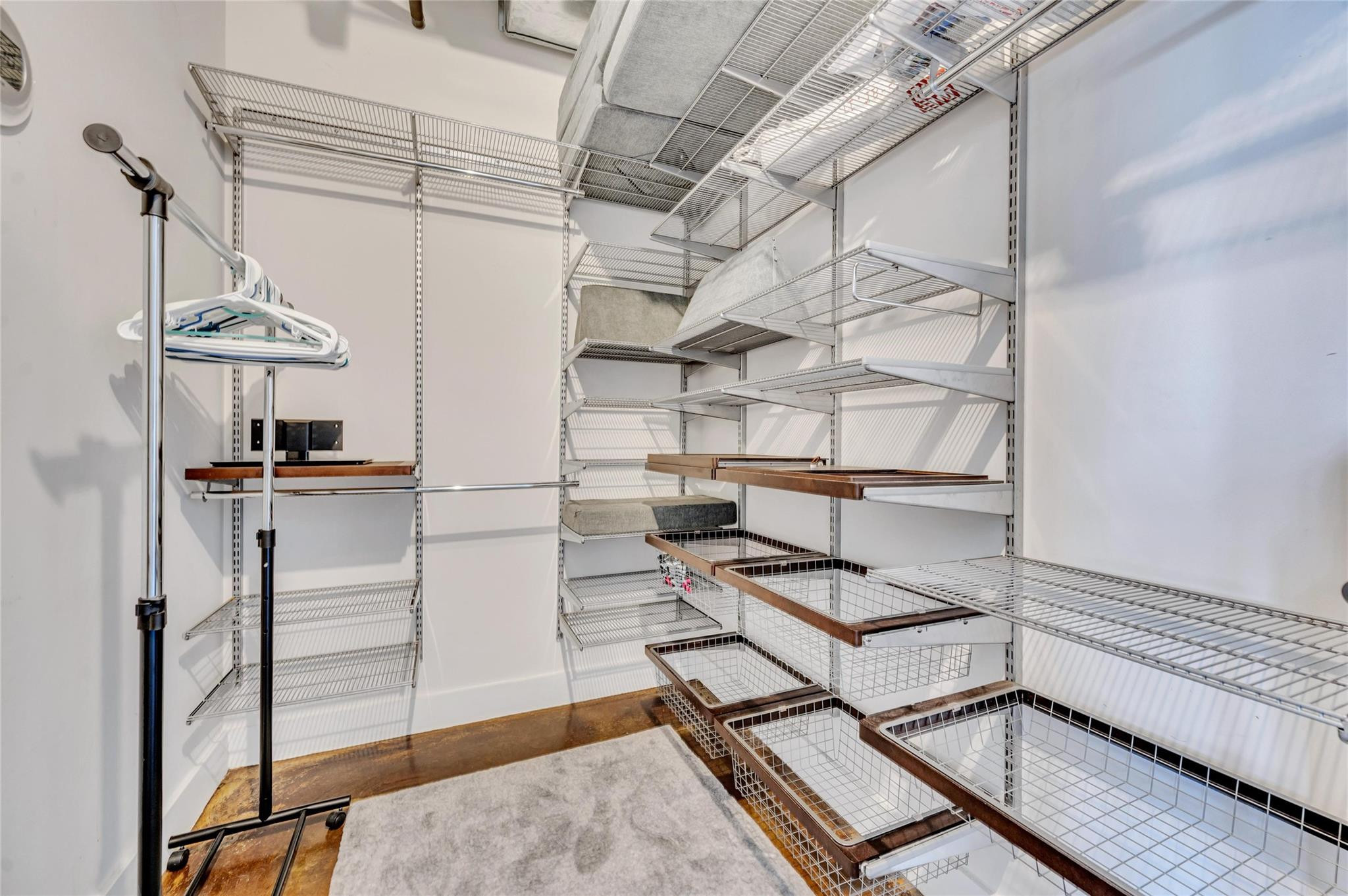 445 N ANDREWS Avenue 304