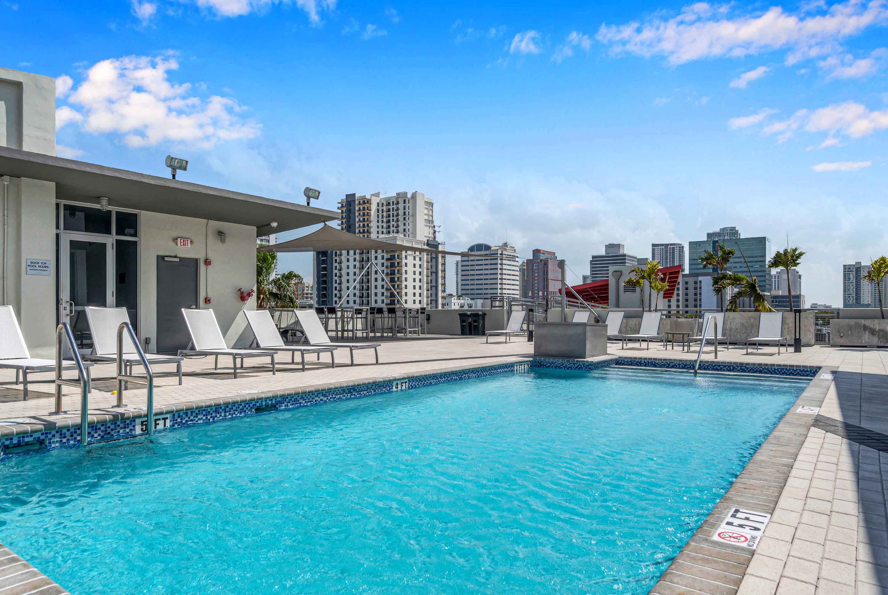 445 N ANDREWS Avenue 304