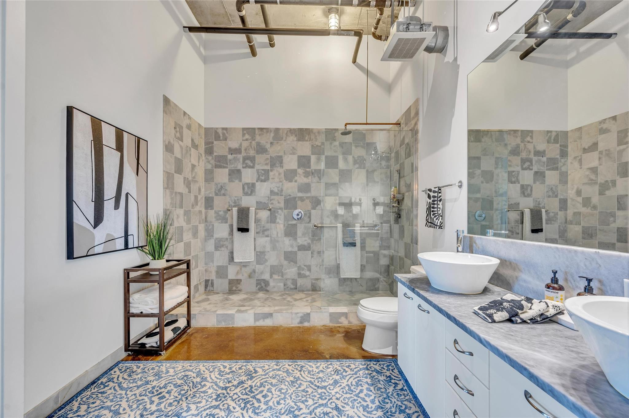 445 N ANDREWS Avenue 304