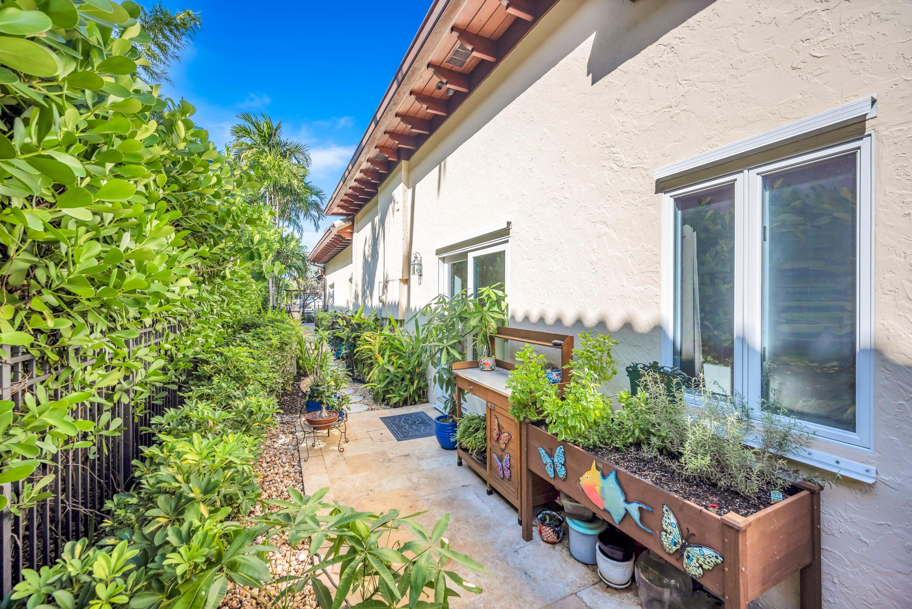 2507 Barcelona Drive