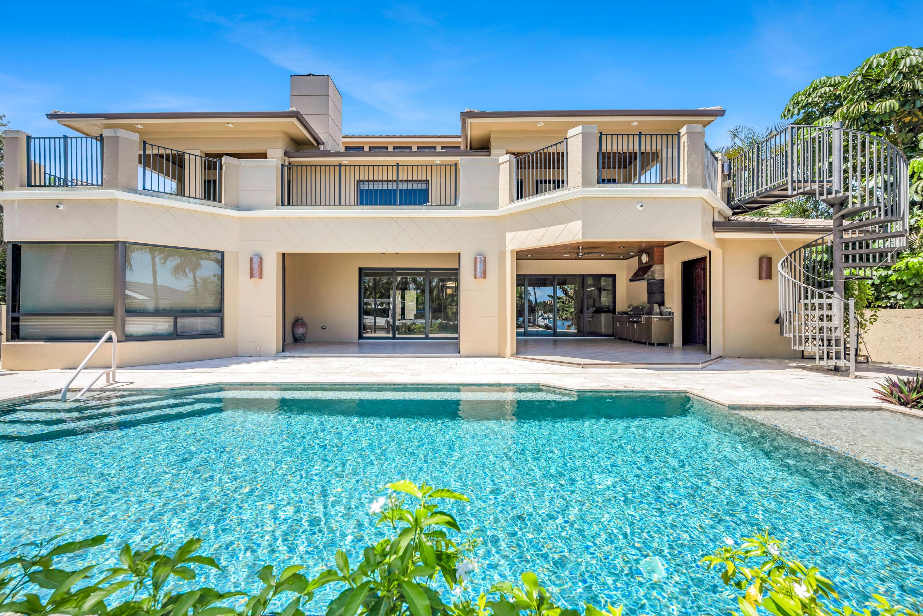 1900 Marietta Drive