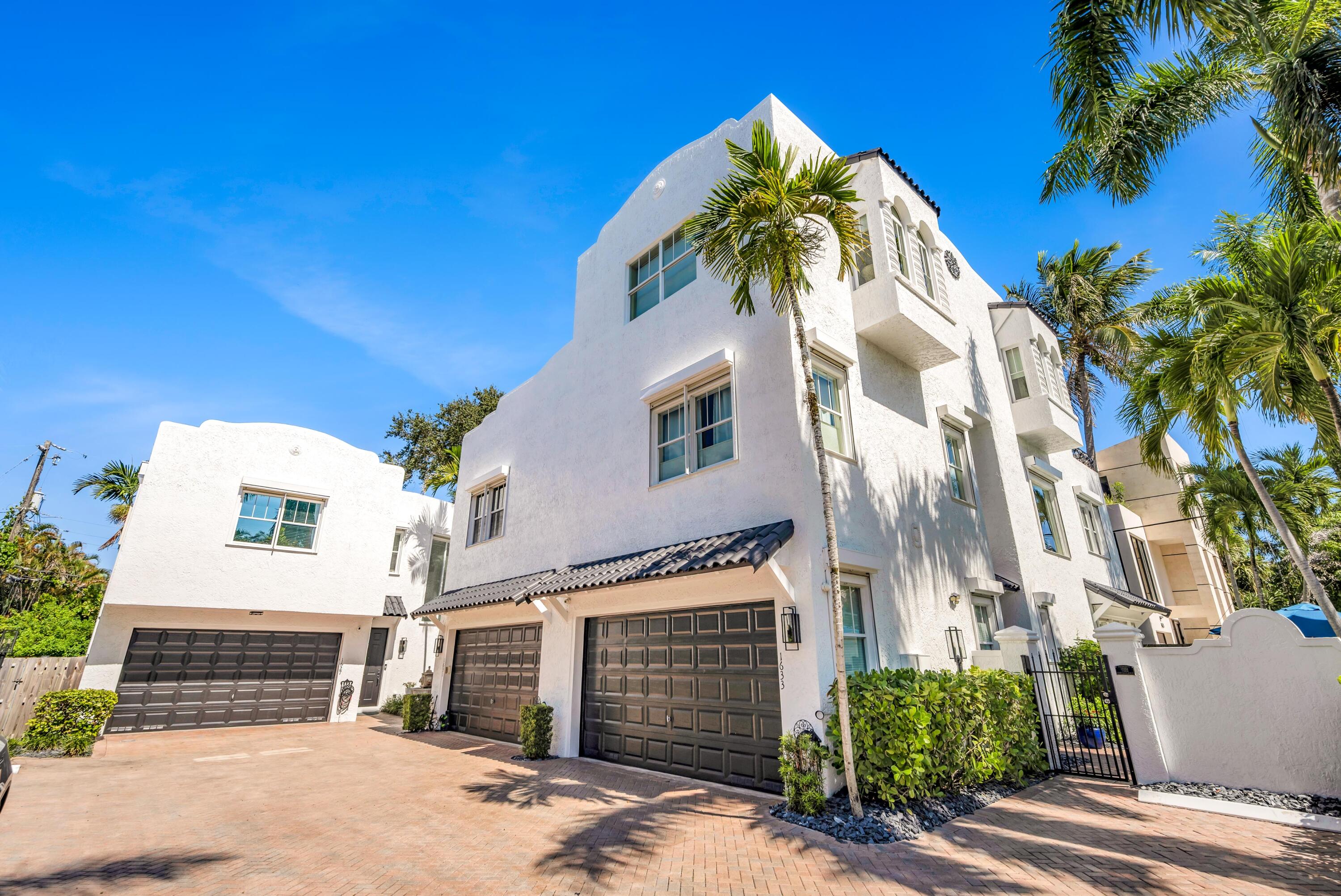 1627 E BROWARD Boulevard
