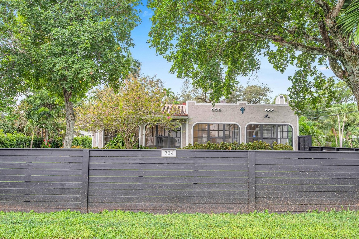 734 W Las Olas Blvd