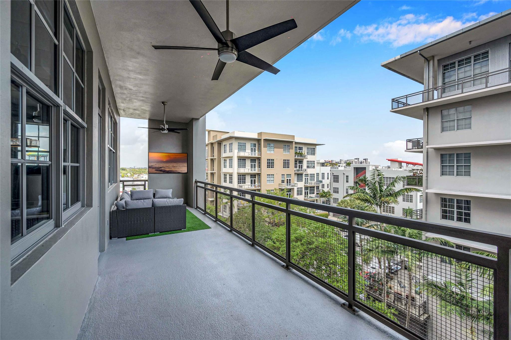 411 NW 1st Ave Unit: 502