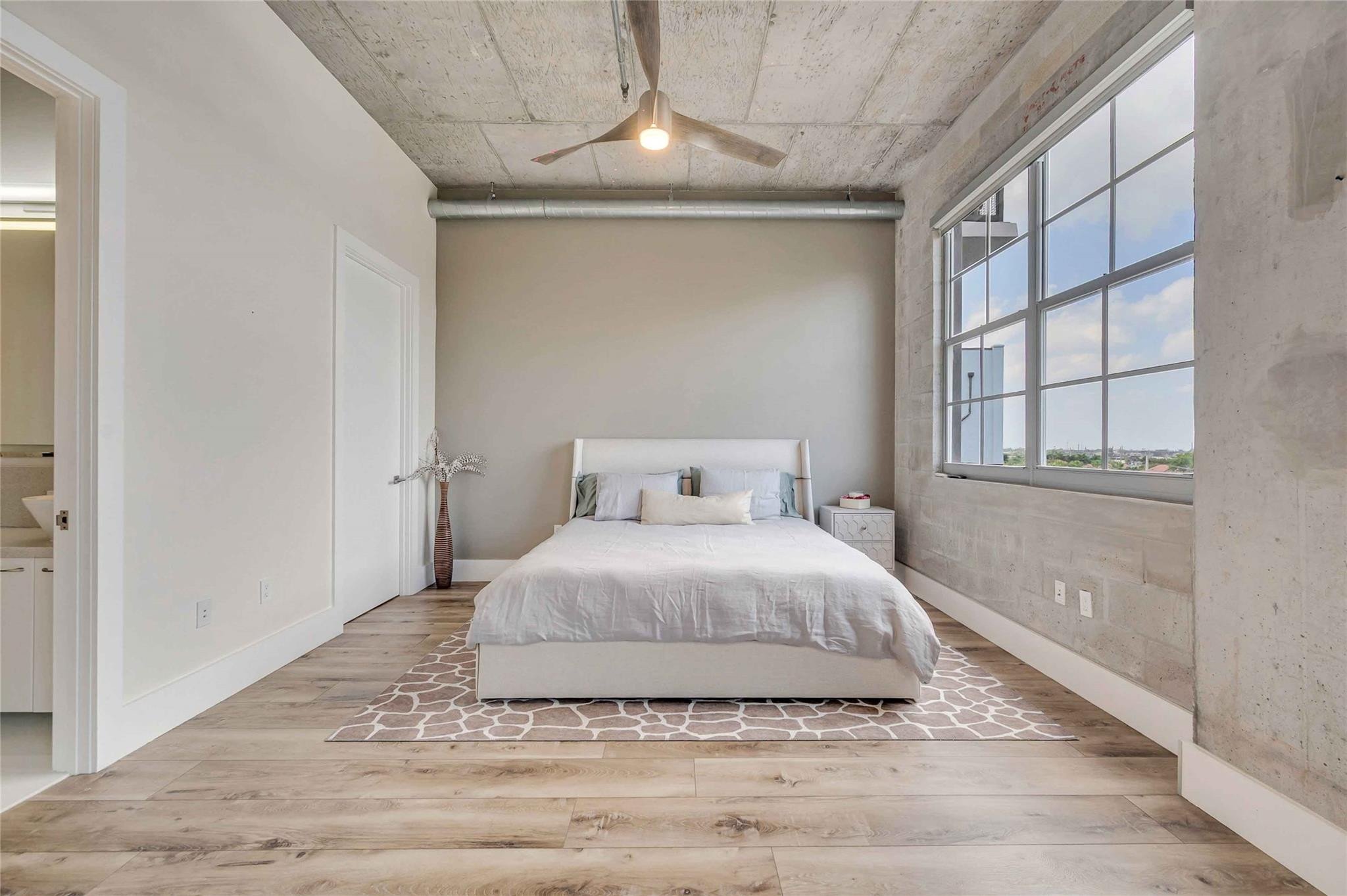 411 NW 1st Ave Unit: 502