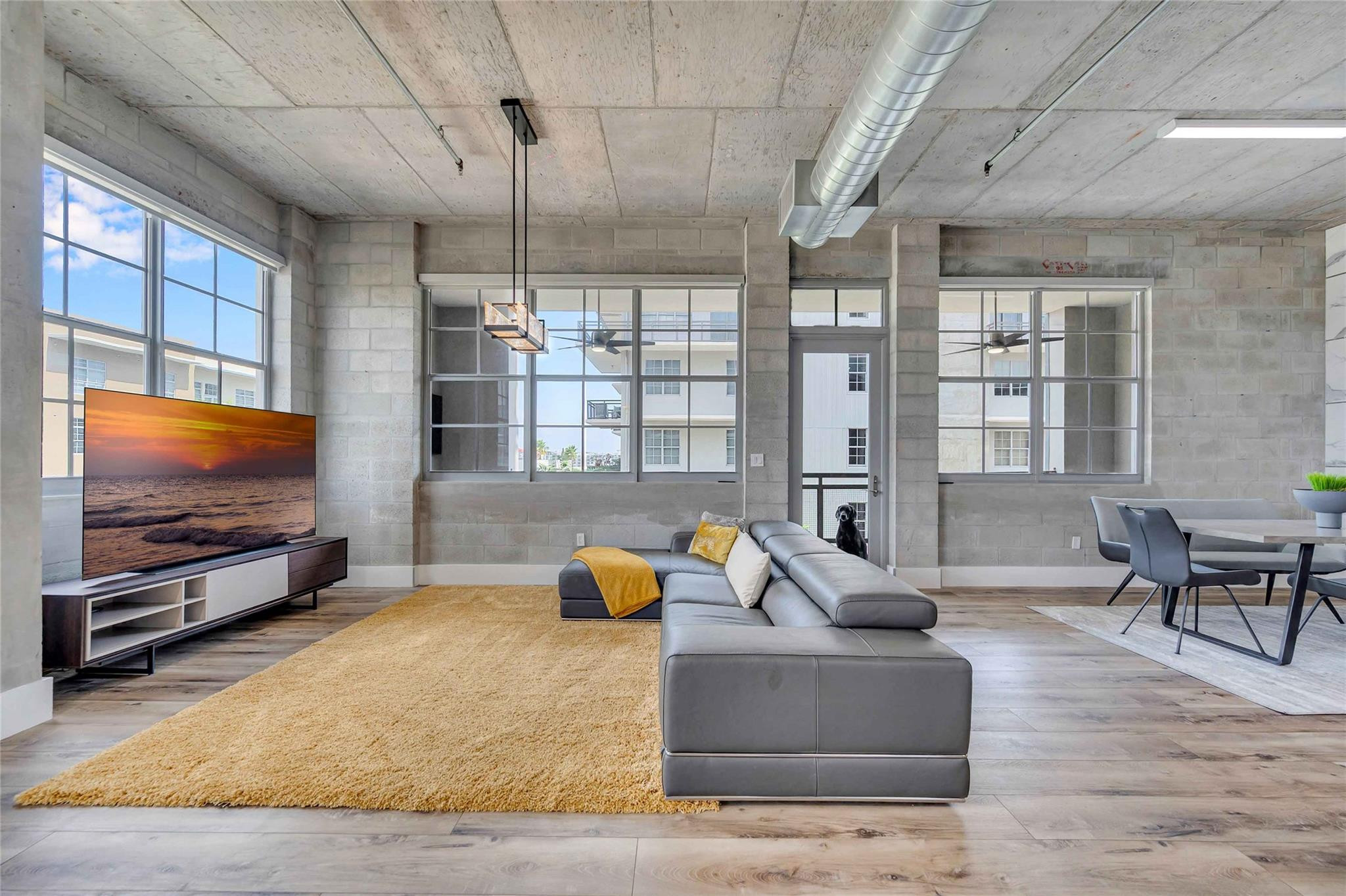 411 NW 1st Ave Unit: 502