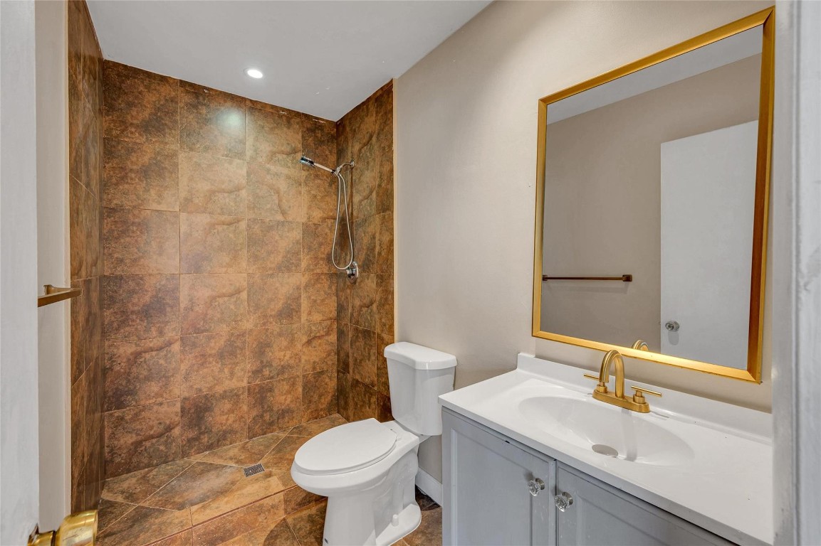 1778 SW 81st Ln Unit: none