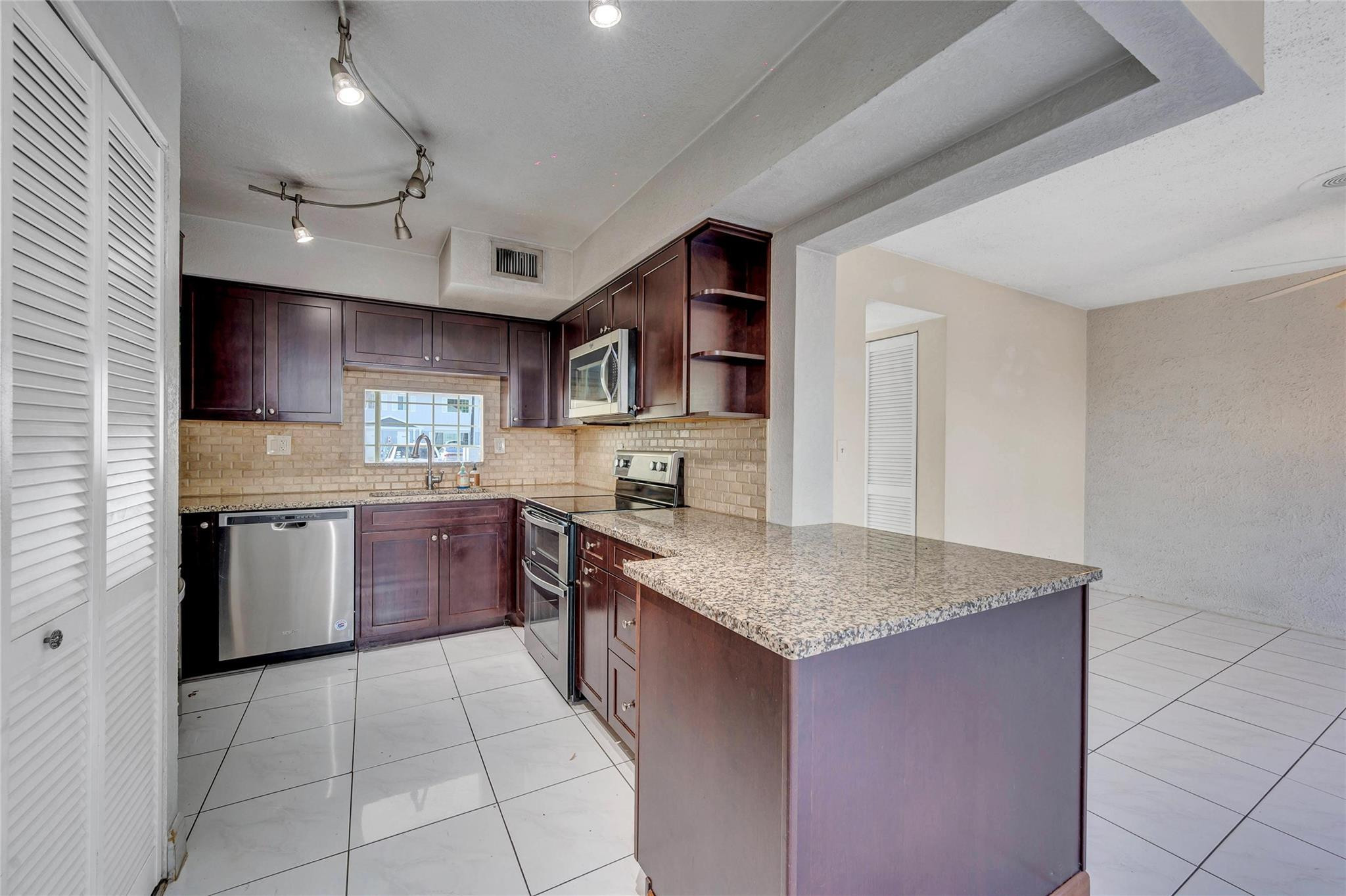 1778 SW 81st Ln Unit: none