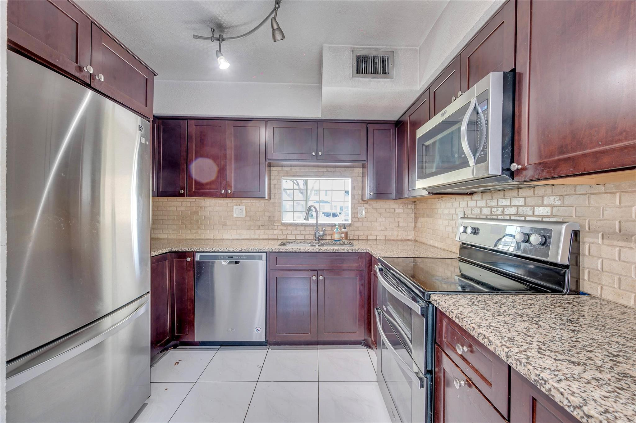 1778 SW 81st Ln Unit: none