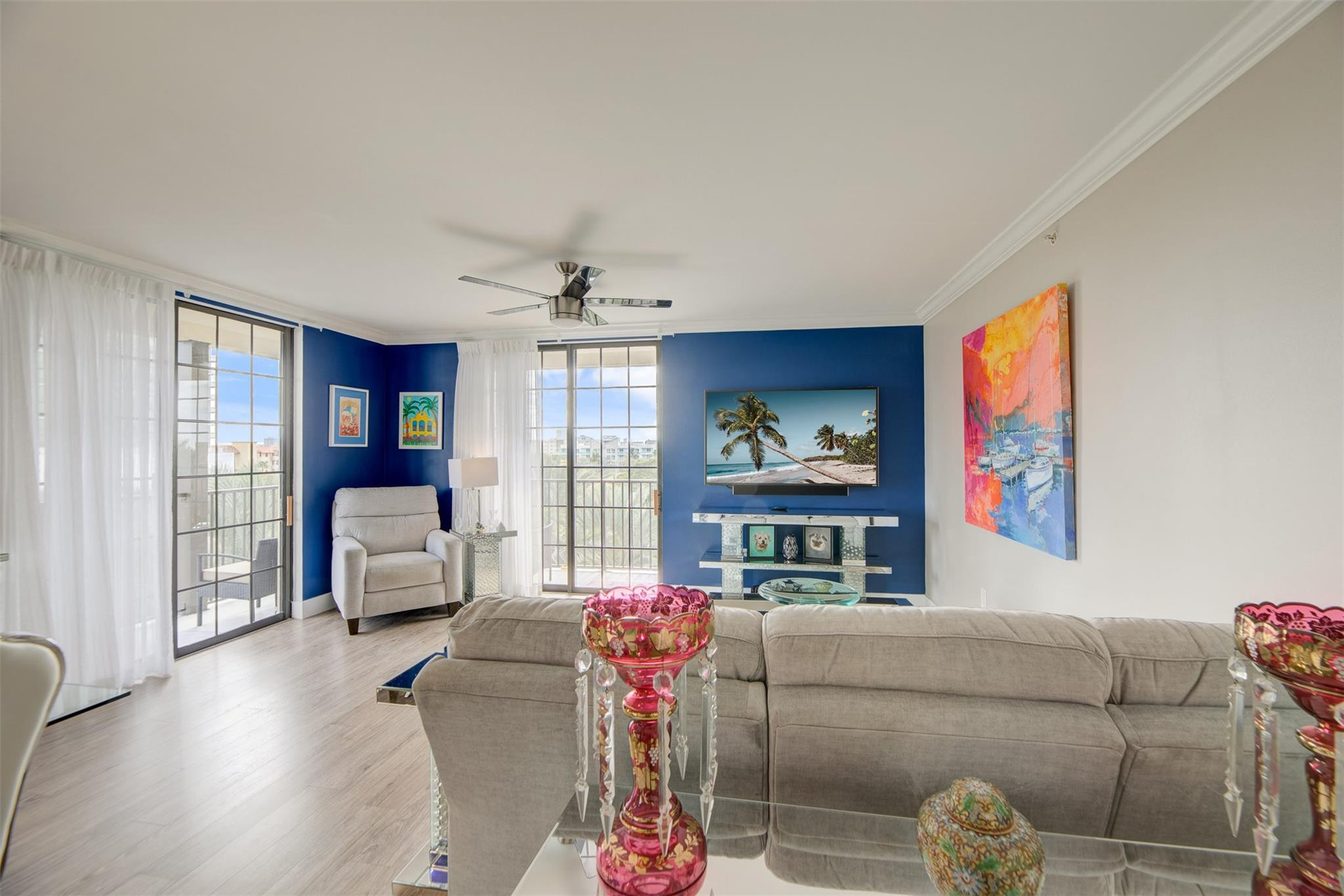 1919 Van Buren St Unit: 617A