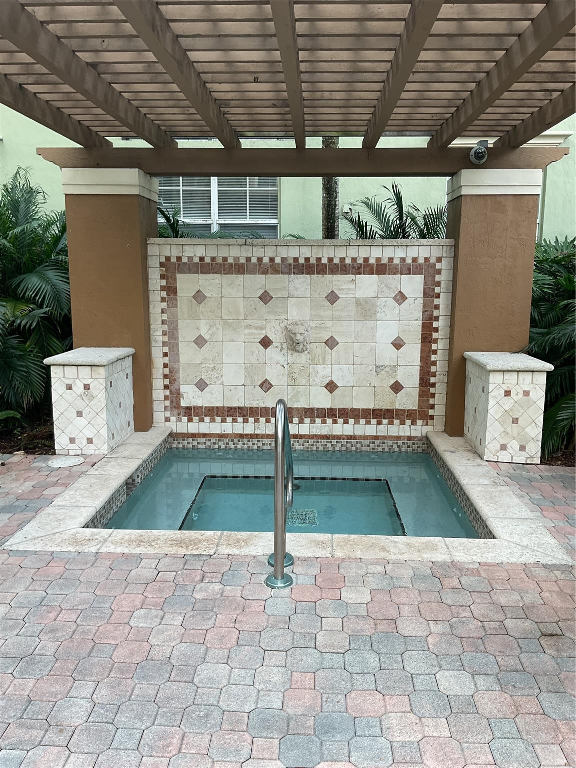 1919 Van Buren St Unit: 617A