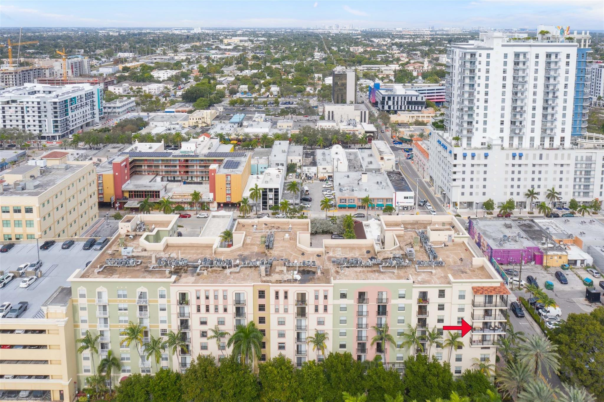 1919 Van Buren St Unit: 617A