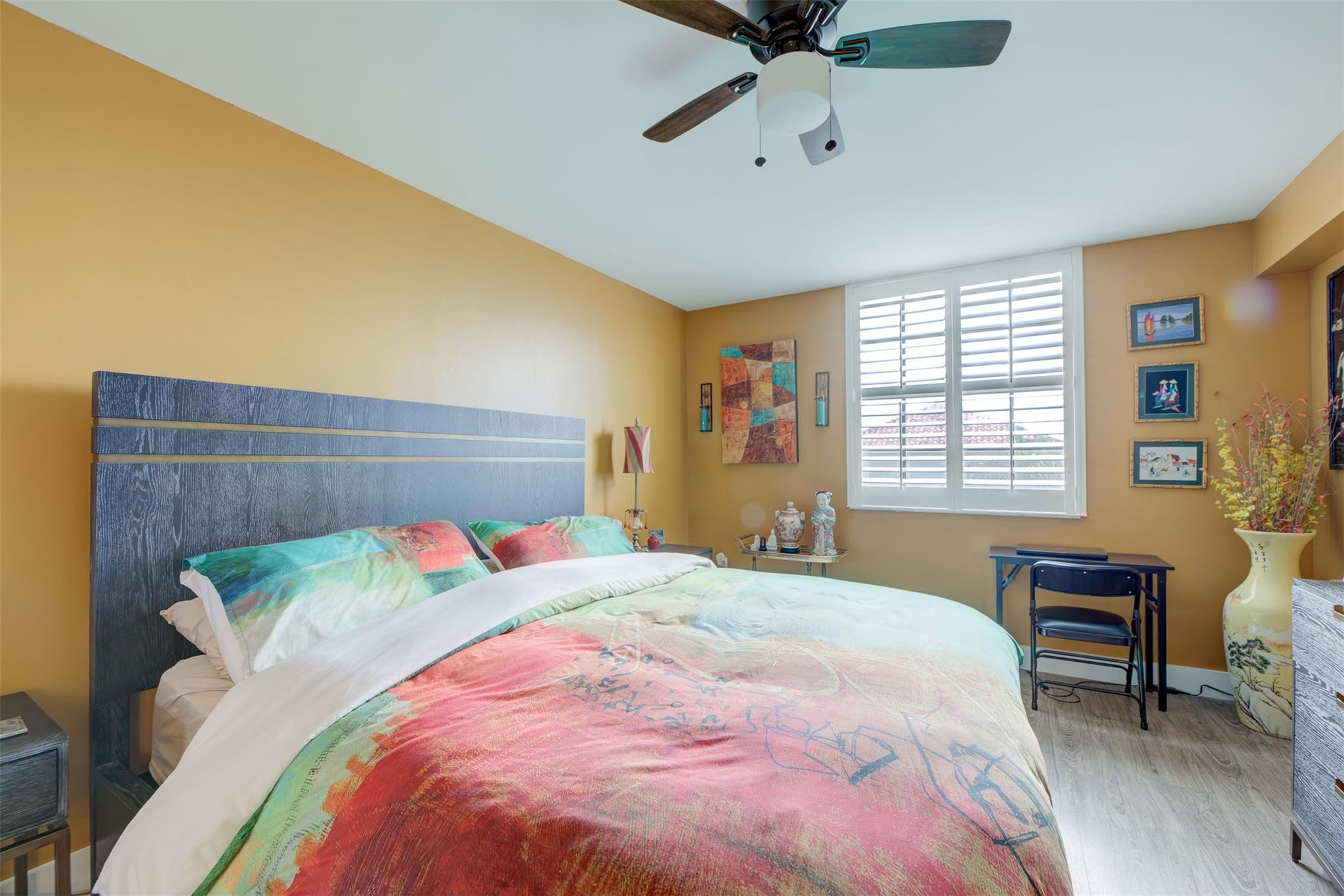 1919 Van Buren St Unit: 617A