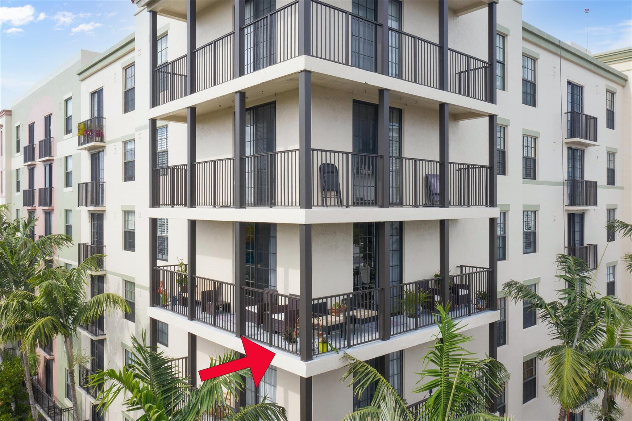 1919 Van Buren St Unit: 617A